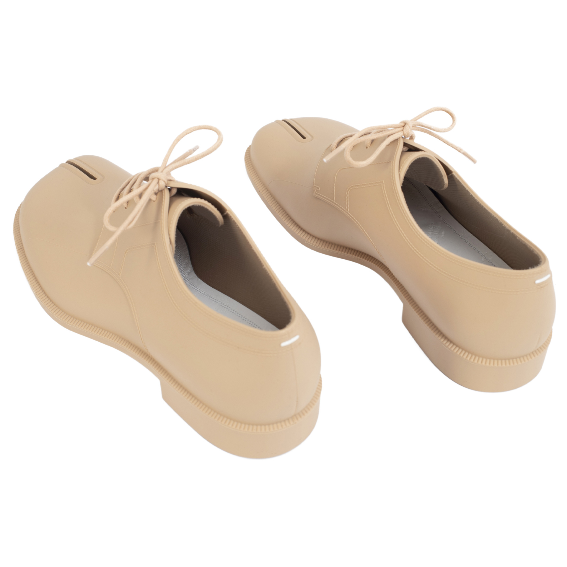 Maison Margiela Beige Tabi shoes