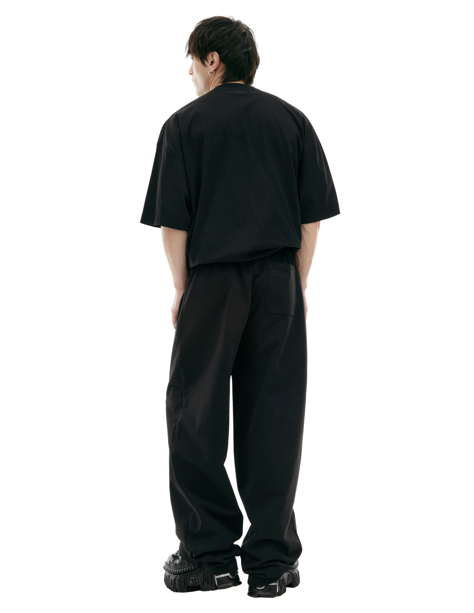 VETEMENTS Black logo sweatpants