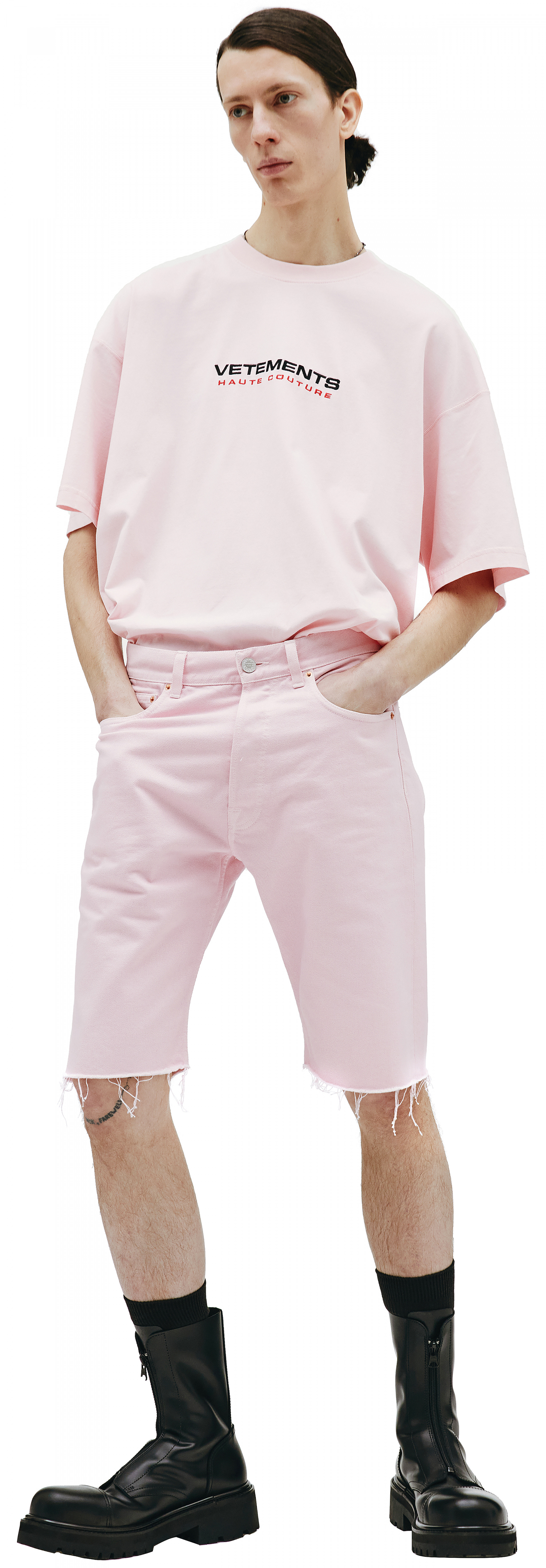 VETEMENTS Джинсовые шорты розового цвета