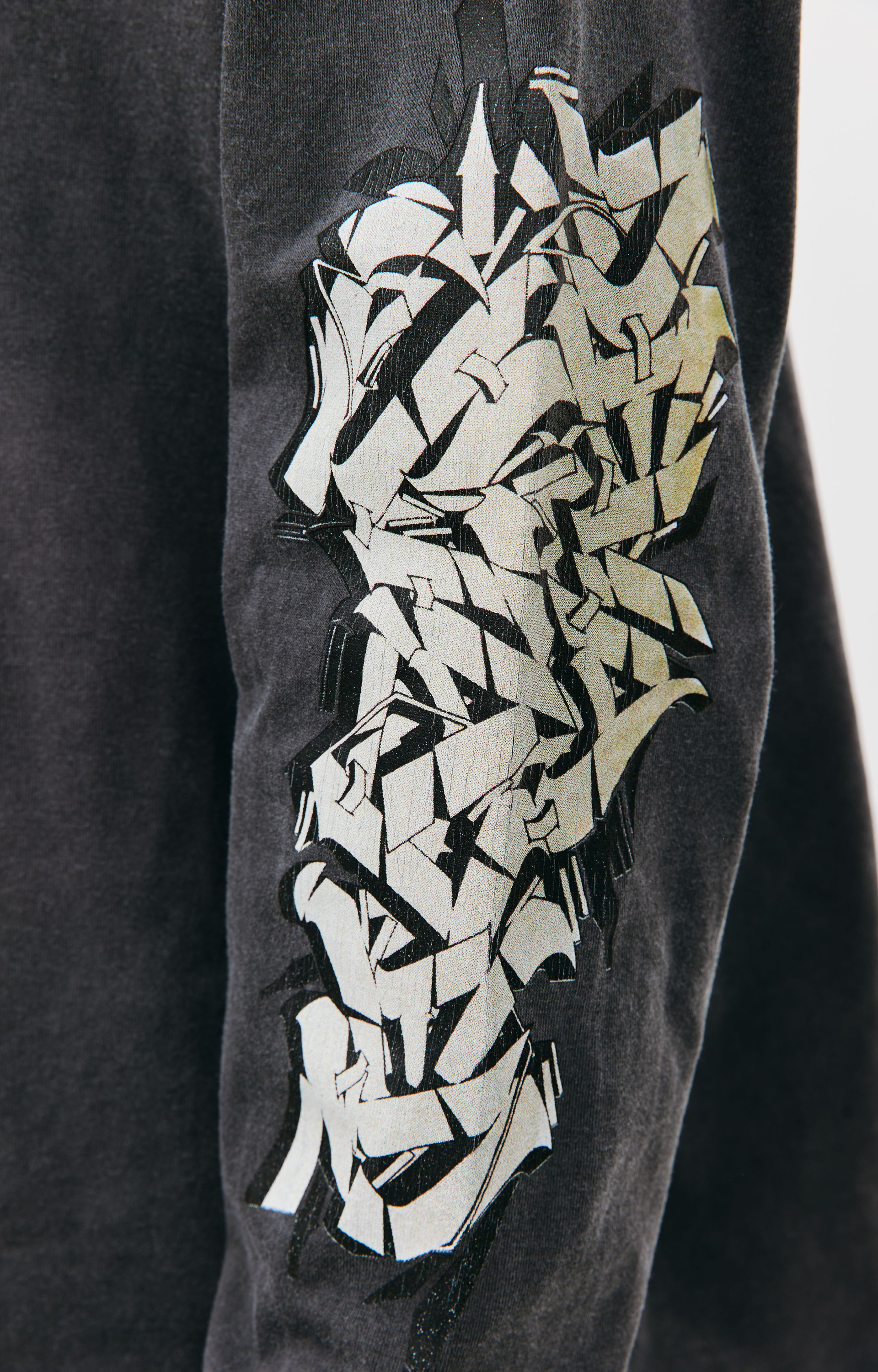 Children of the discordance Piece printed longsleeve