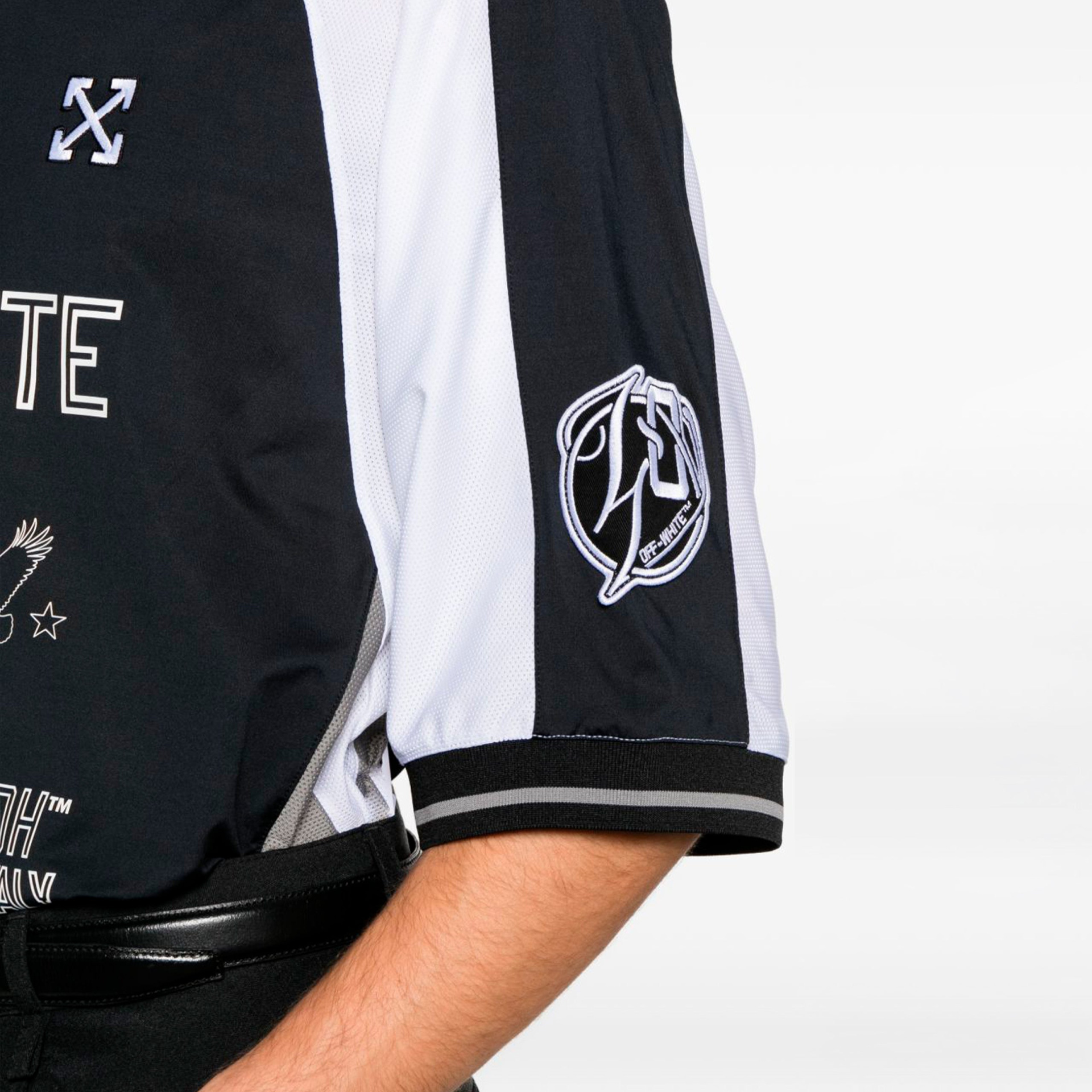 Off White Eagle Team Soccer V-neck Short Sleeve Top