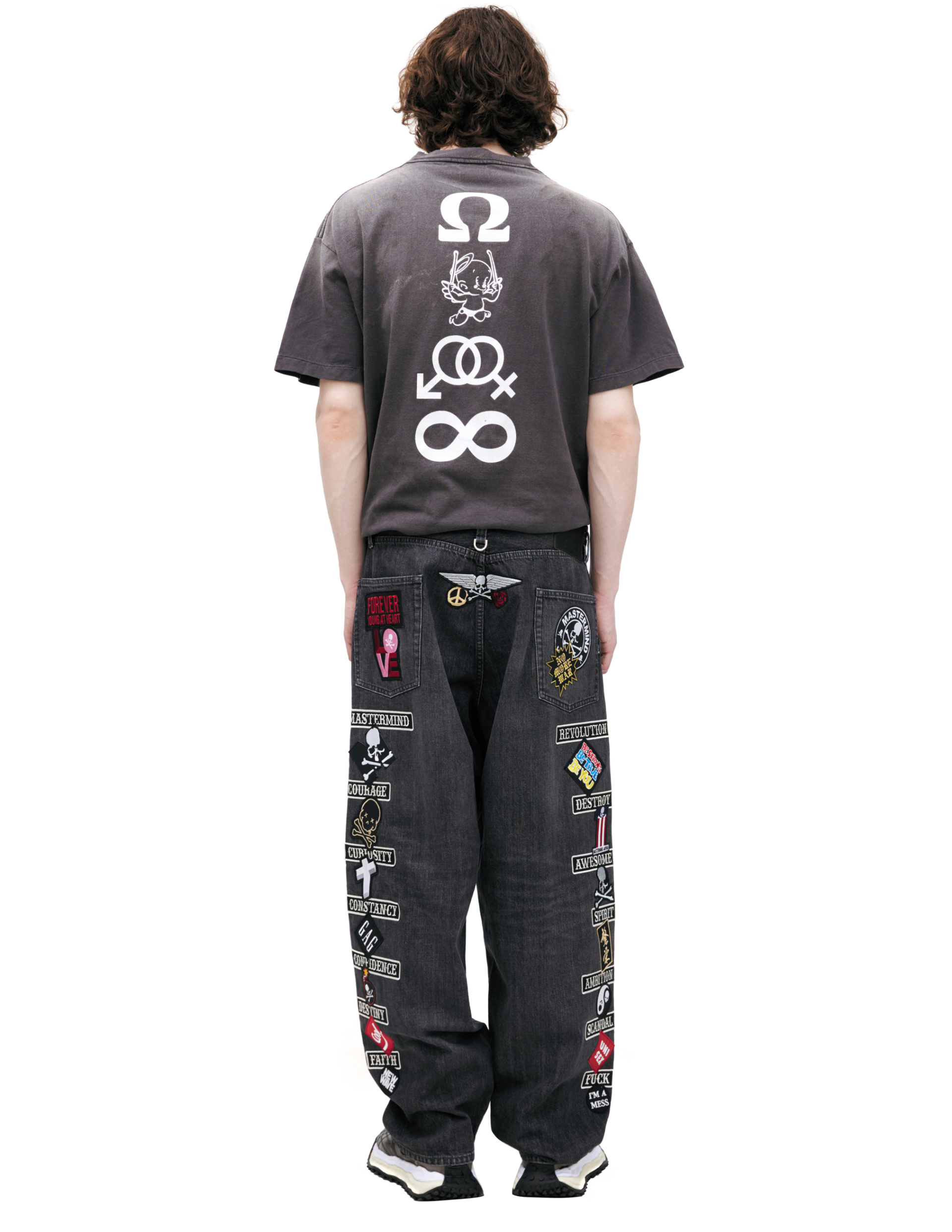 Mastermind WORLD Джинсы-MJ26EE1-PA025-001 много патчей сзади,широкие,серые