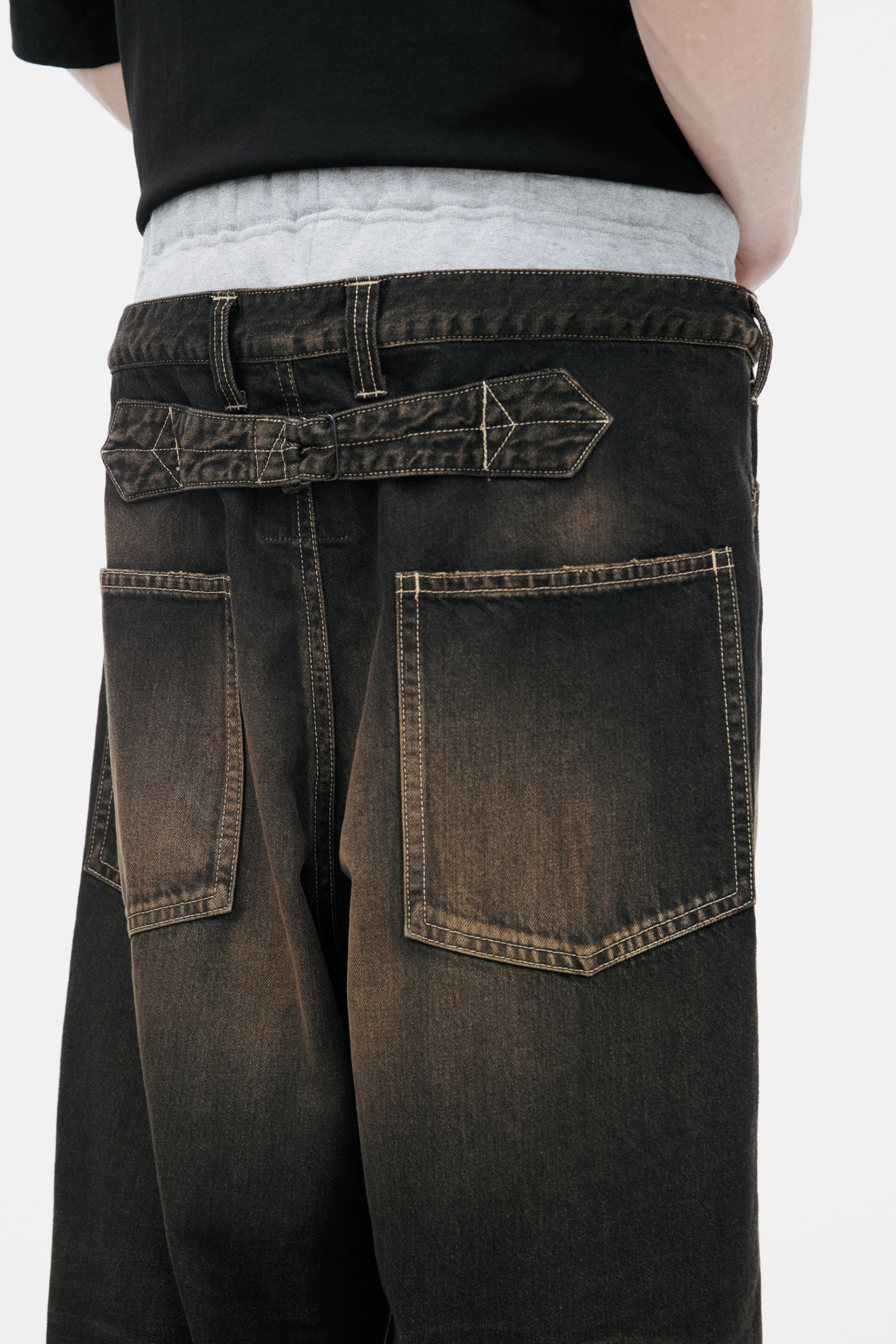 Maison Mihara Yasuhiro Jeans with patch pockets
