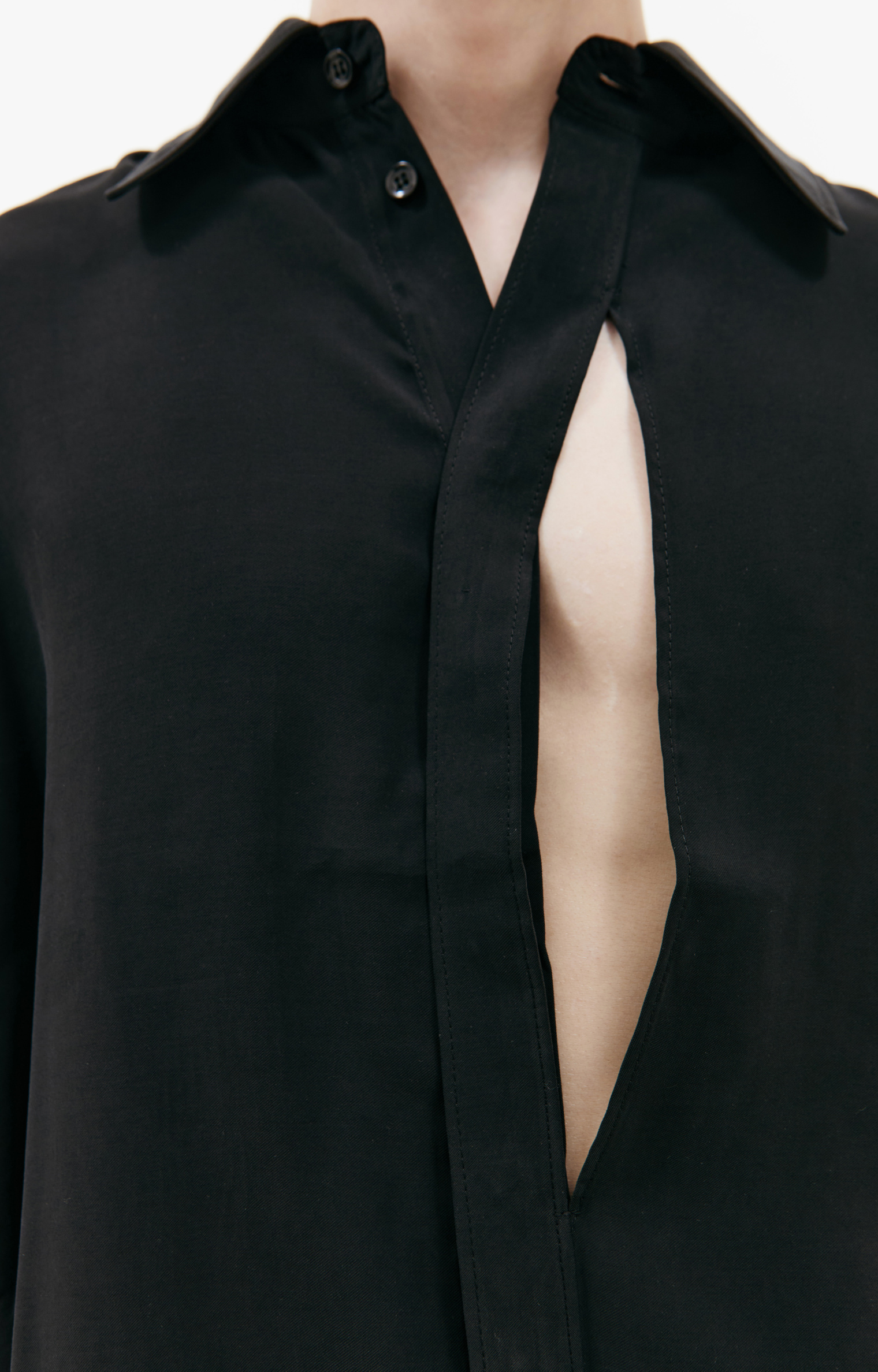 LOUIS GABRIEL NOUCHI Black asymmetrical opening shirt
