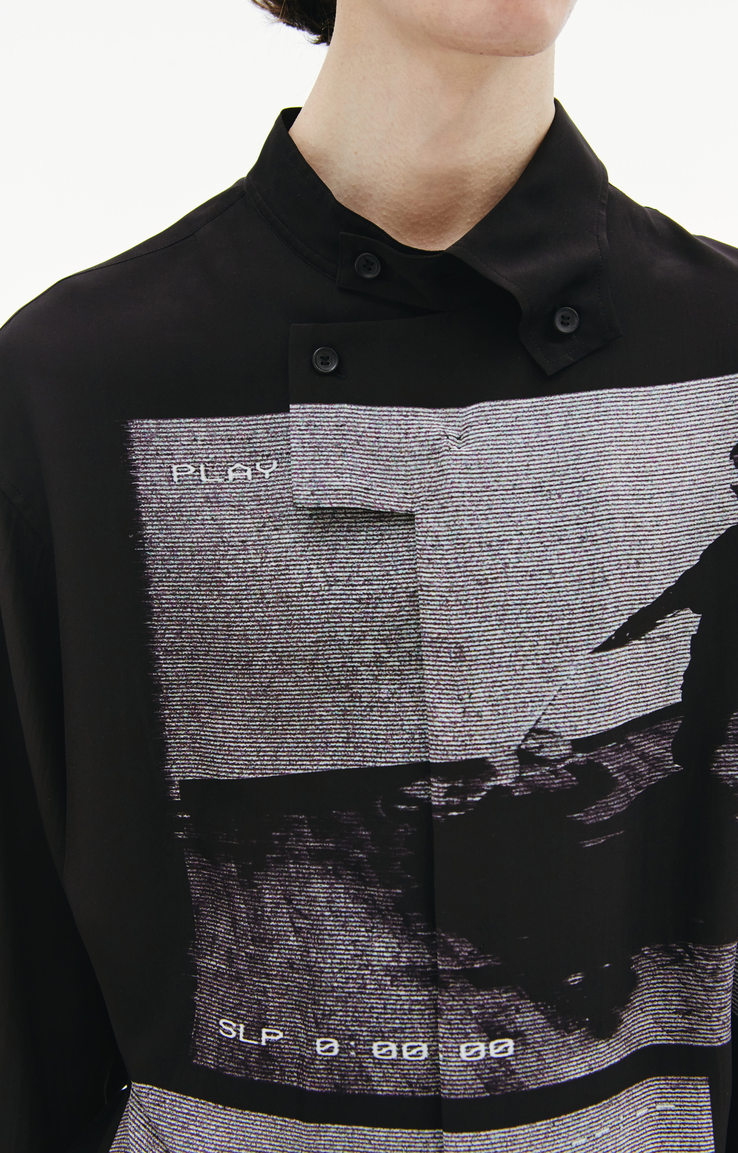 Yohji Yamamoto Шелковая рубашка с асимметричным воротником