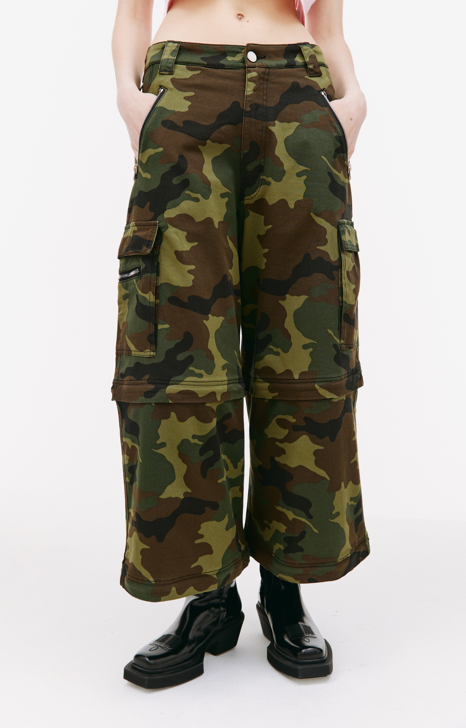 VETEMENTS Transformer camouflage cargo trousers