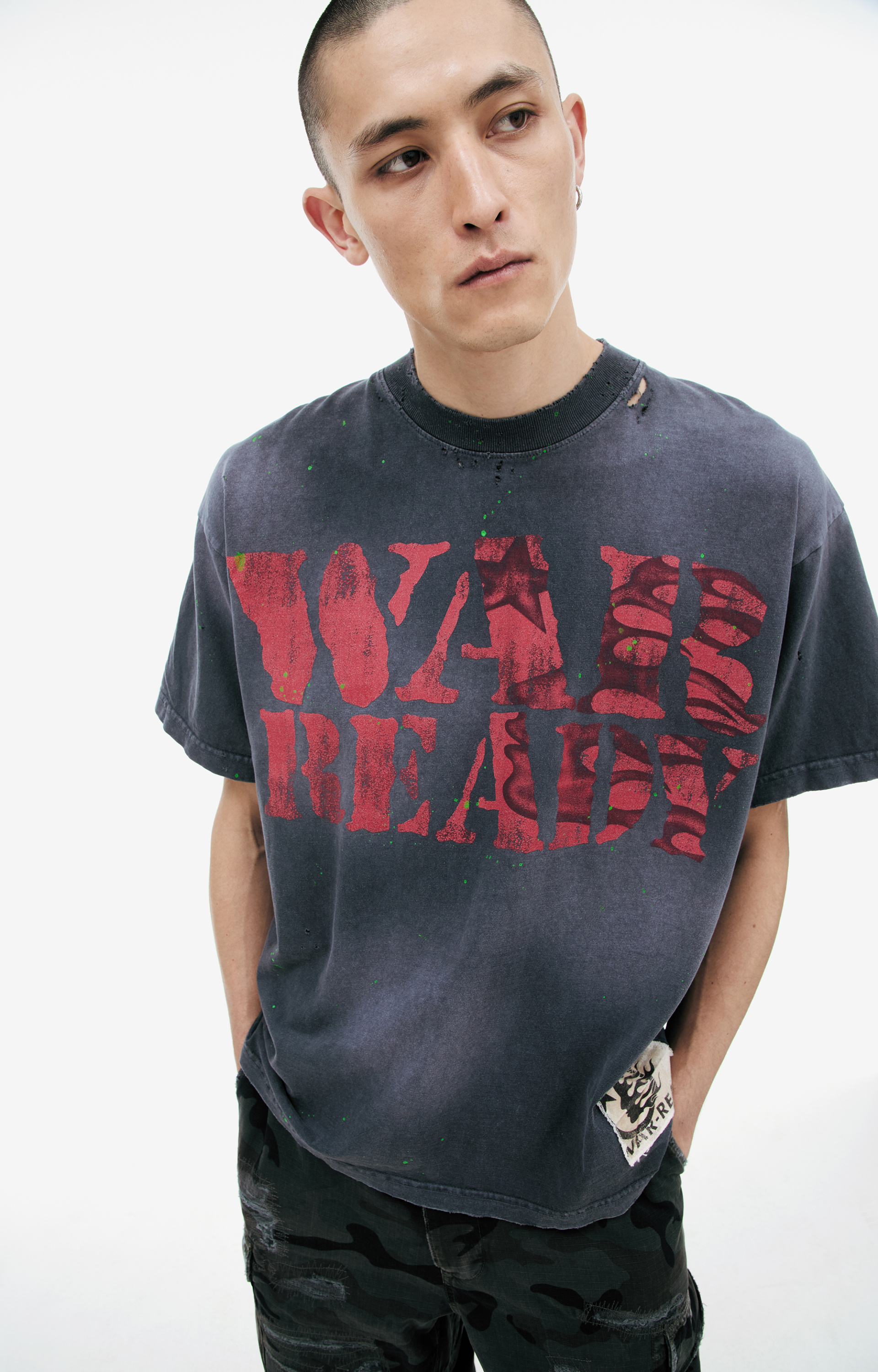 Hellstar T-shirt with print \'War ready\'