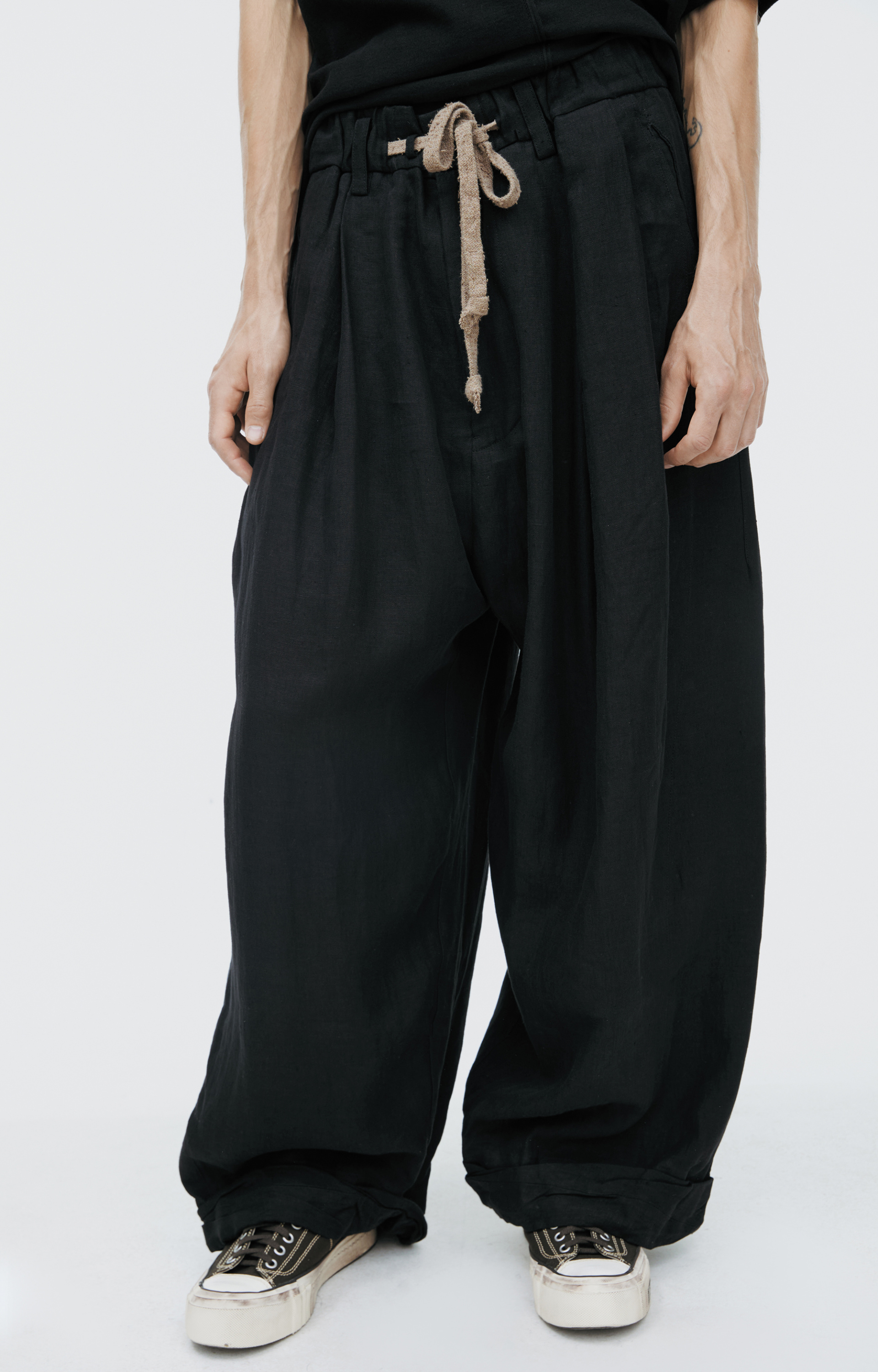 Ziggy Chen DRAWSTRING TROUSERS