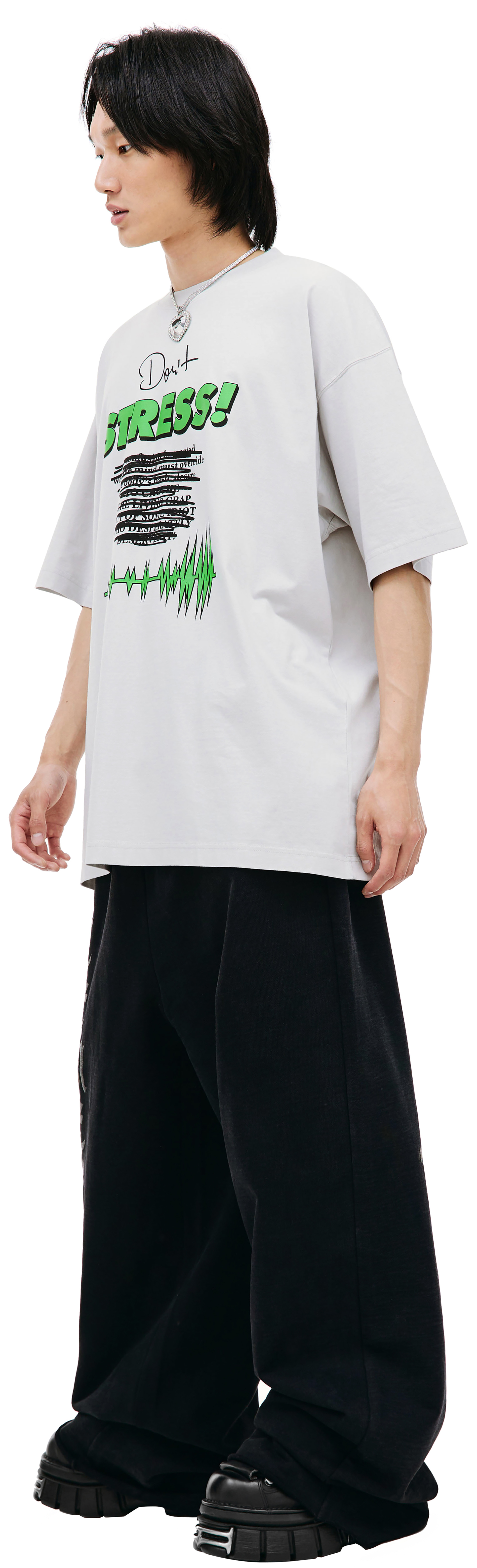 VETEMENTS Grey \'Don\'t Stress\' t-shirt
