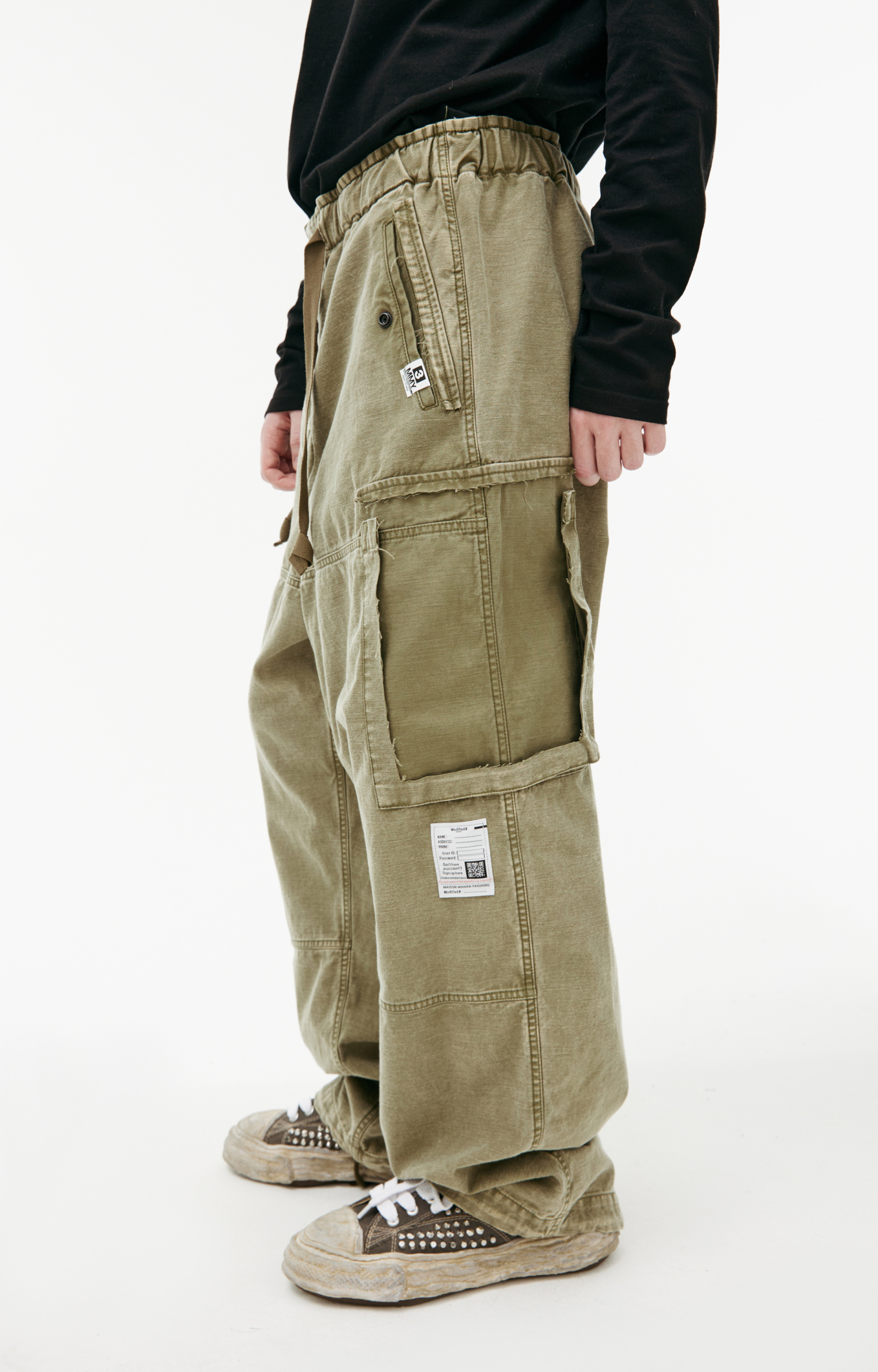 Maison Mihara Yasuhiro Cargo logo trousers