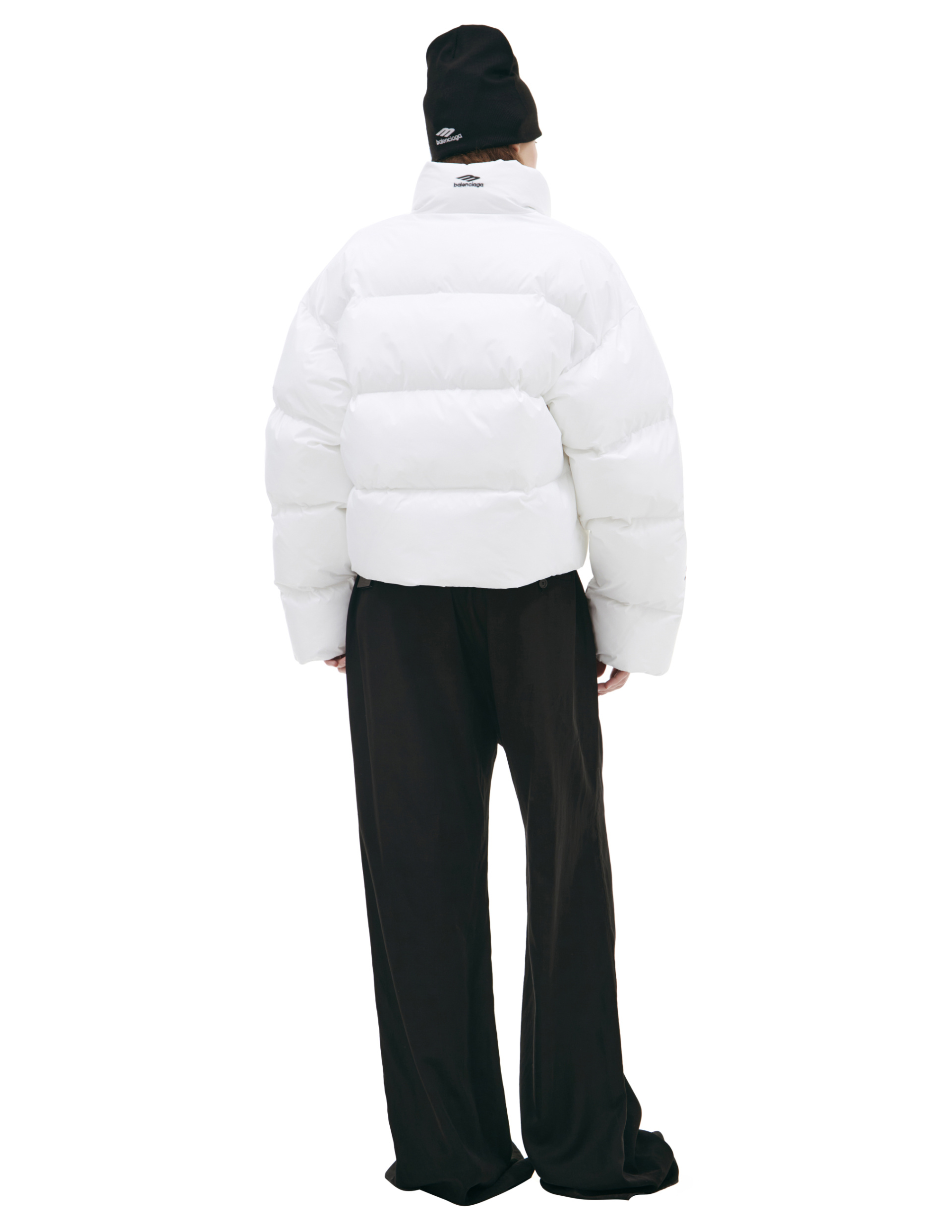Balenciaga Пуховик-809489/TNO12/9000 укороченный, вышивка лого на вороте и рукавах, белый