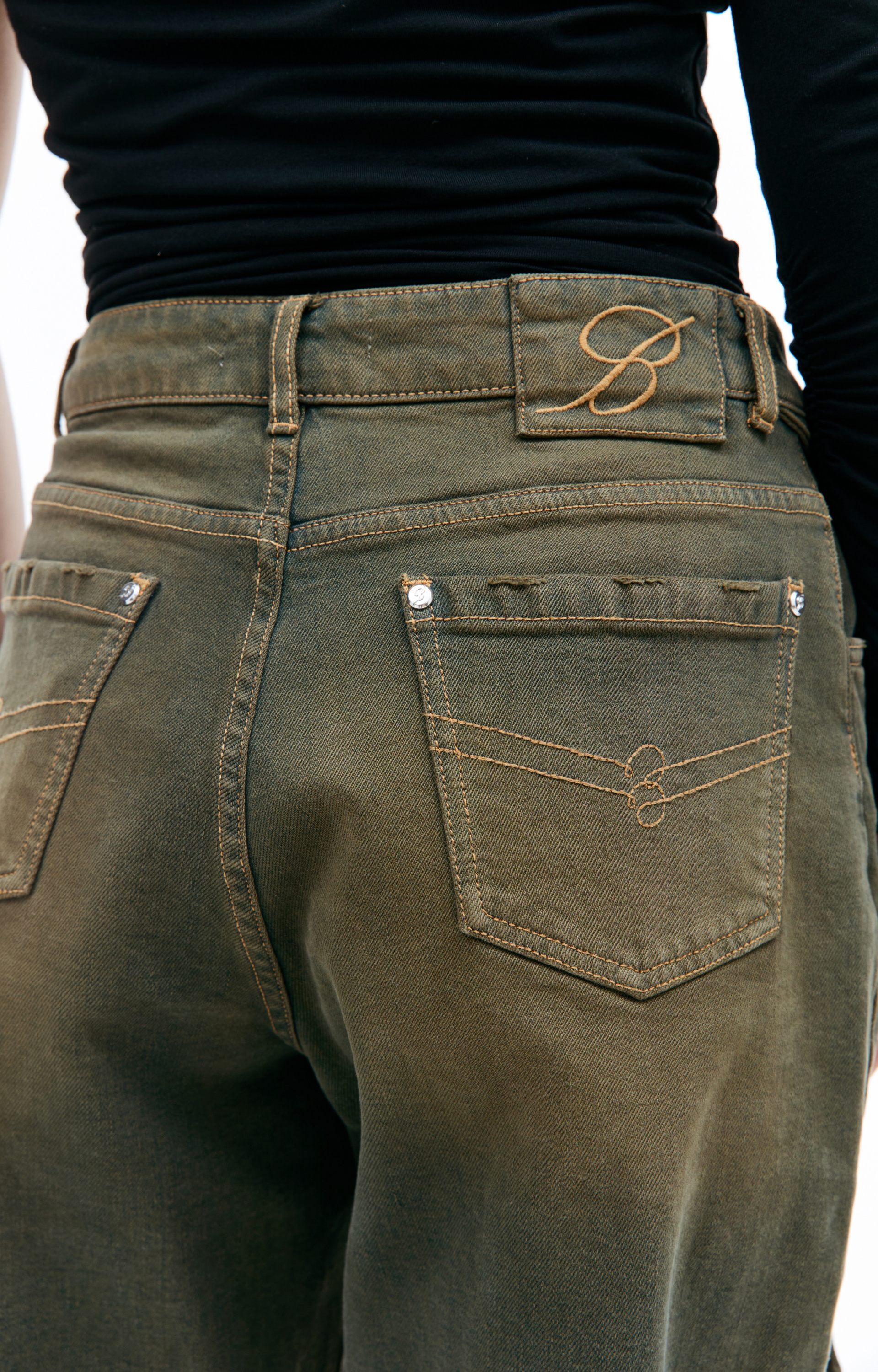 Blumarine Fading boyfriend jeans
