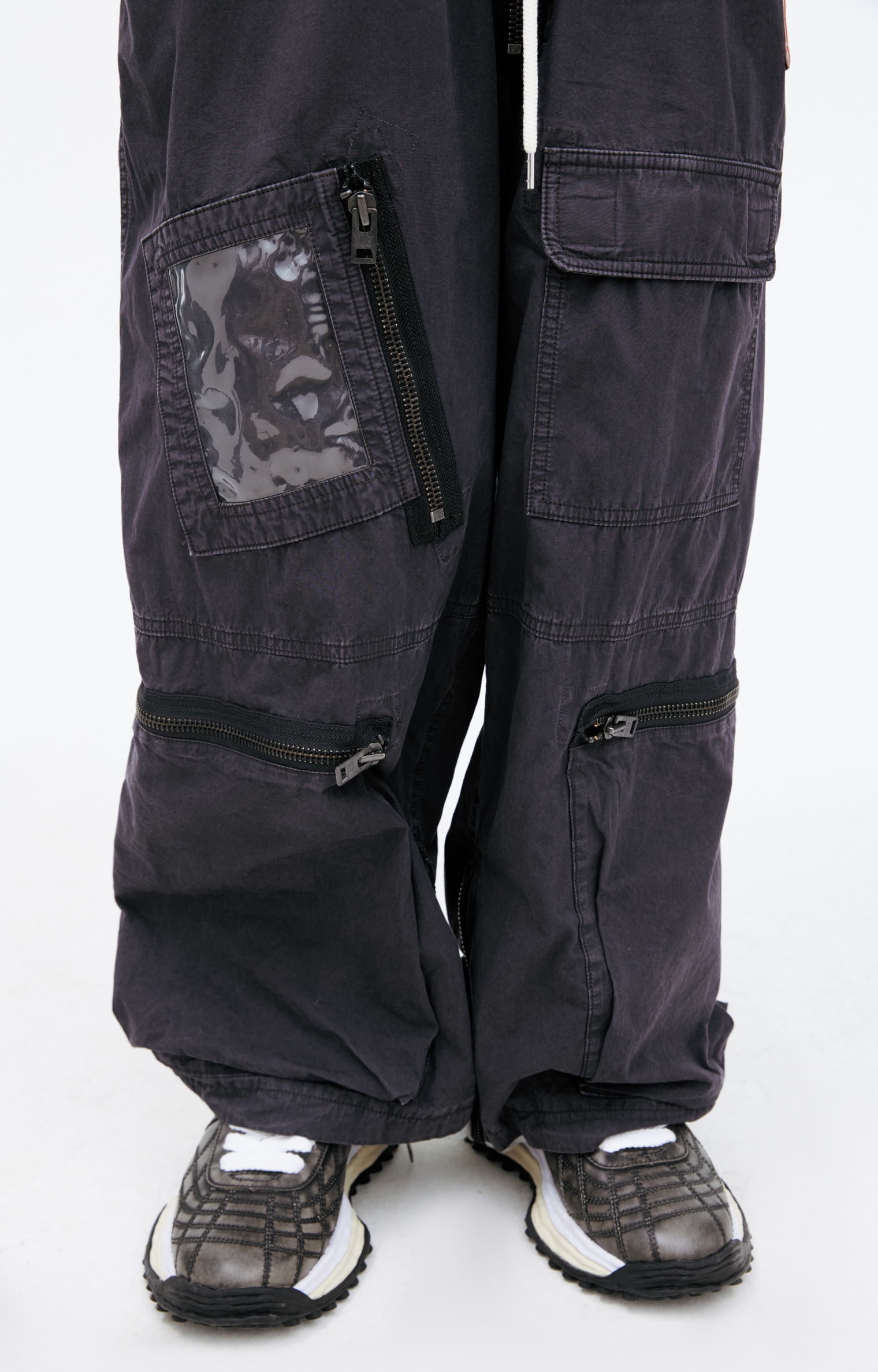 パンツ Maison miharayasuhiro 36 Buy Maison Mihara Yasuhiro men dark grey pants with contrasting