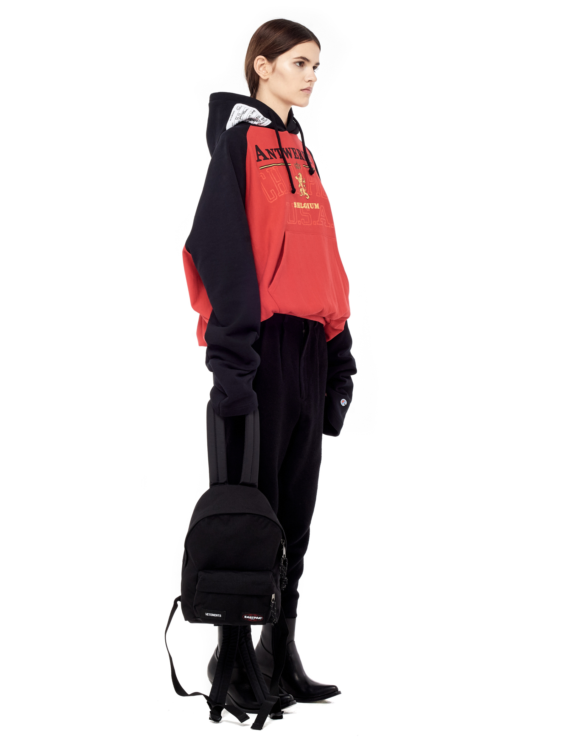 VETEMENTS \'Champion\' hoodie