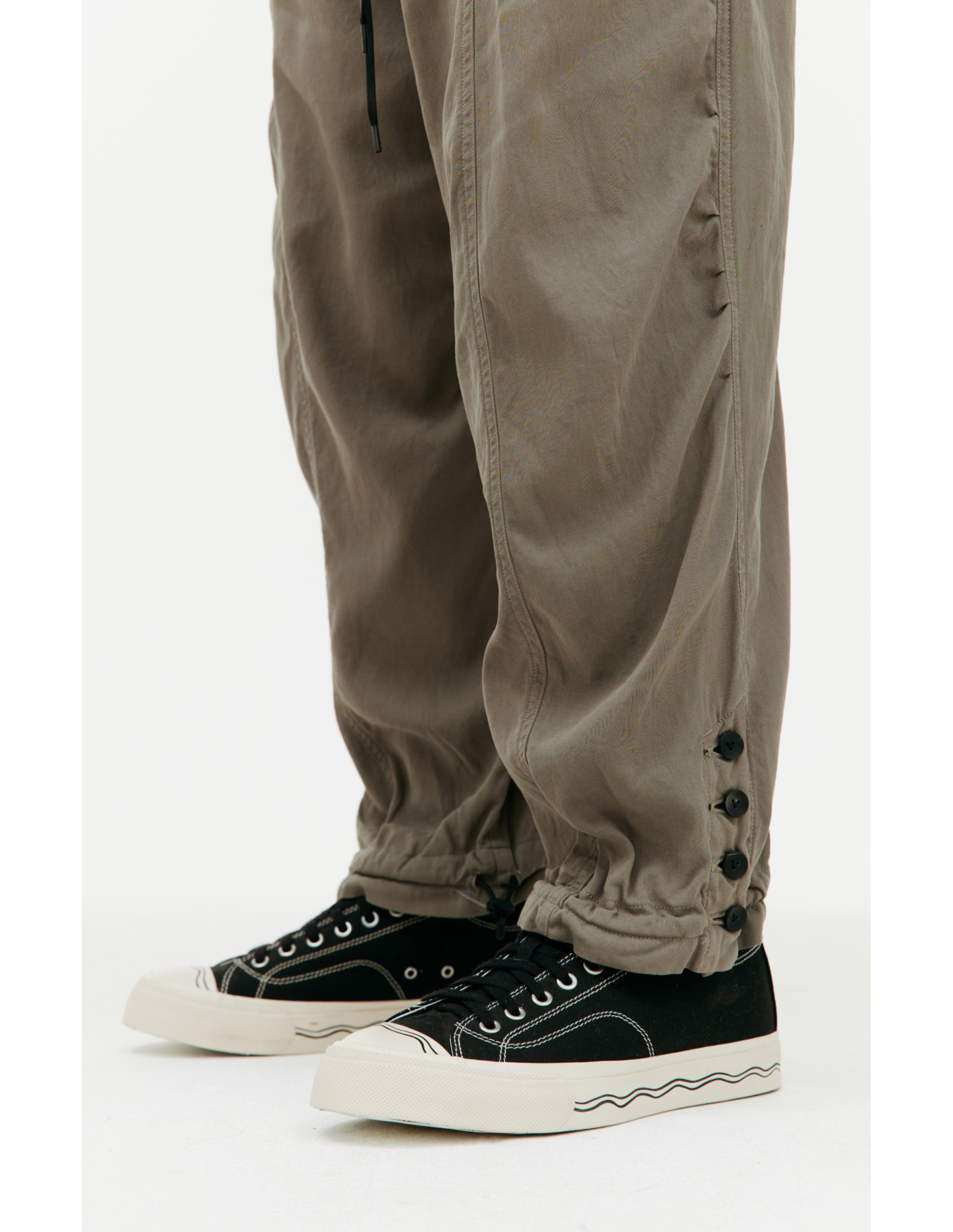 The Viridi-Anne Khaki wide trousers
