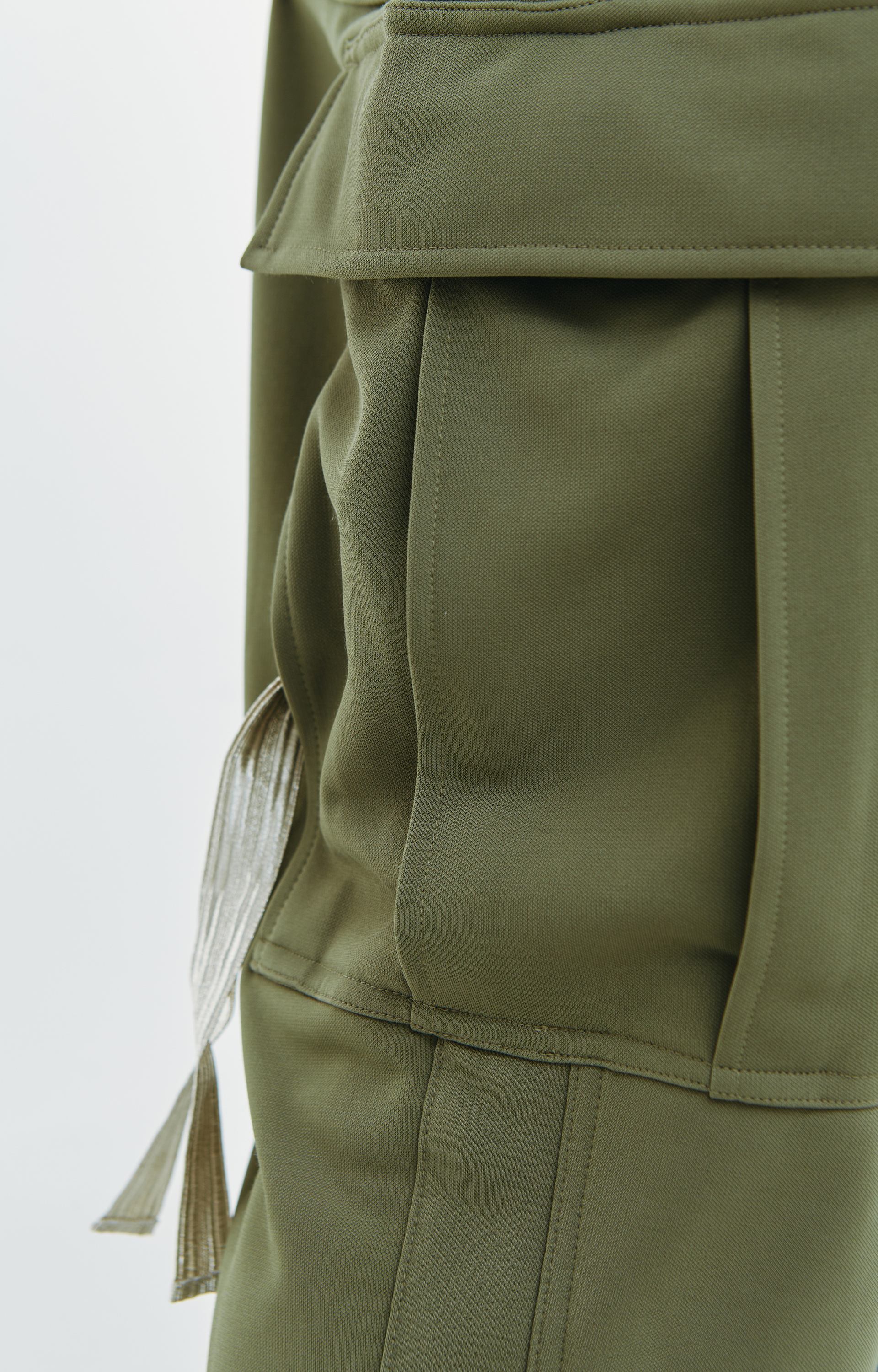Mastermind WORLD Khaki cargo trousers