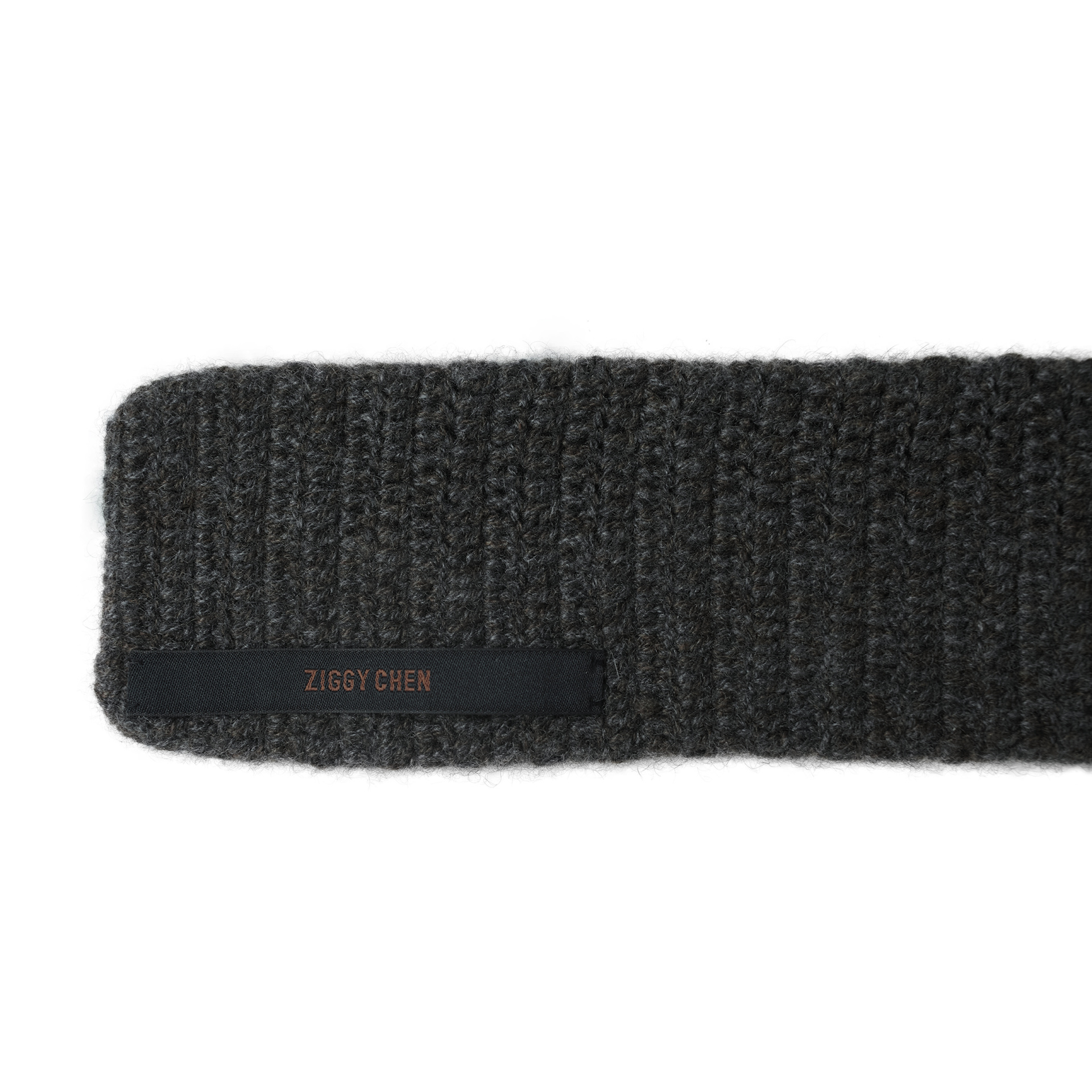 Ziggy Chen Cashmere knitted scarf