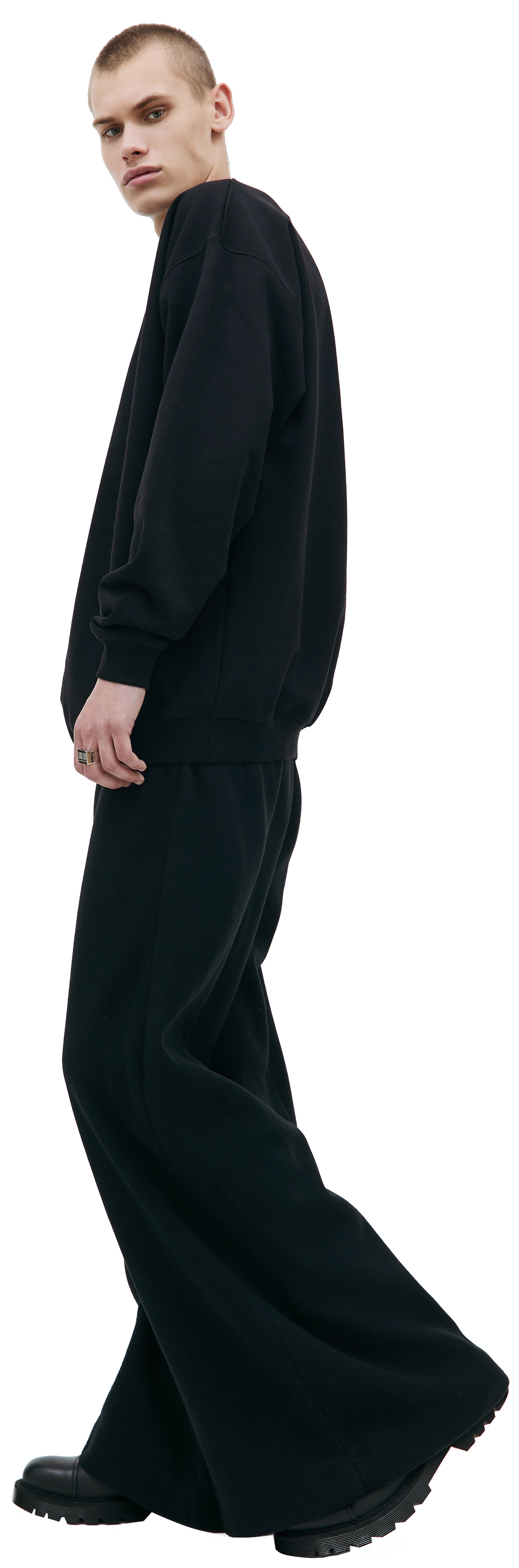 VTMNTS Embroidered logo sweatshirt