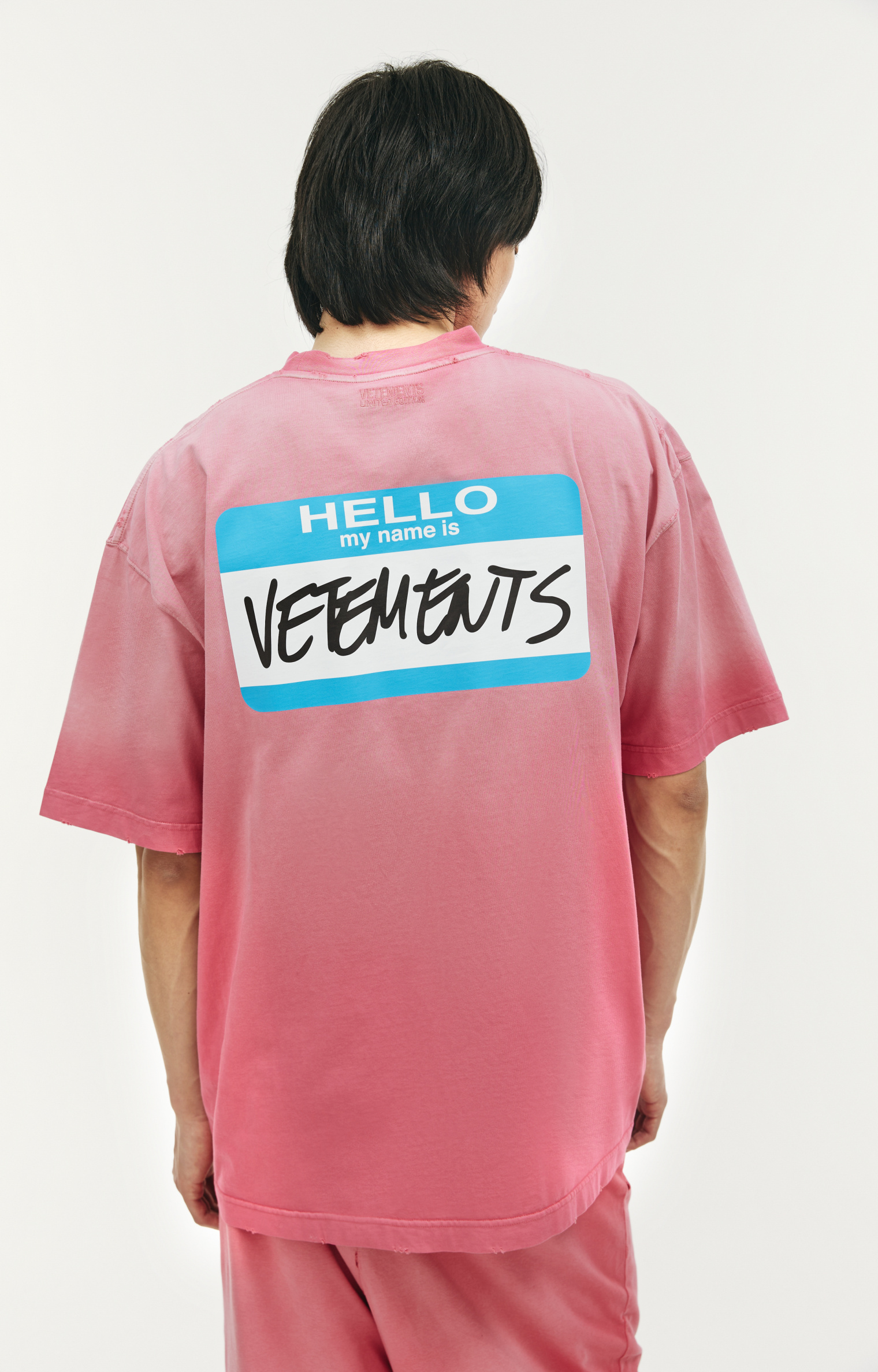 VETEMENTS \'My name is\' printed t-shirt