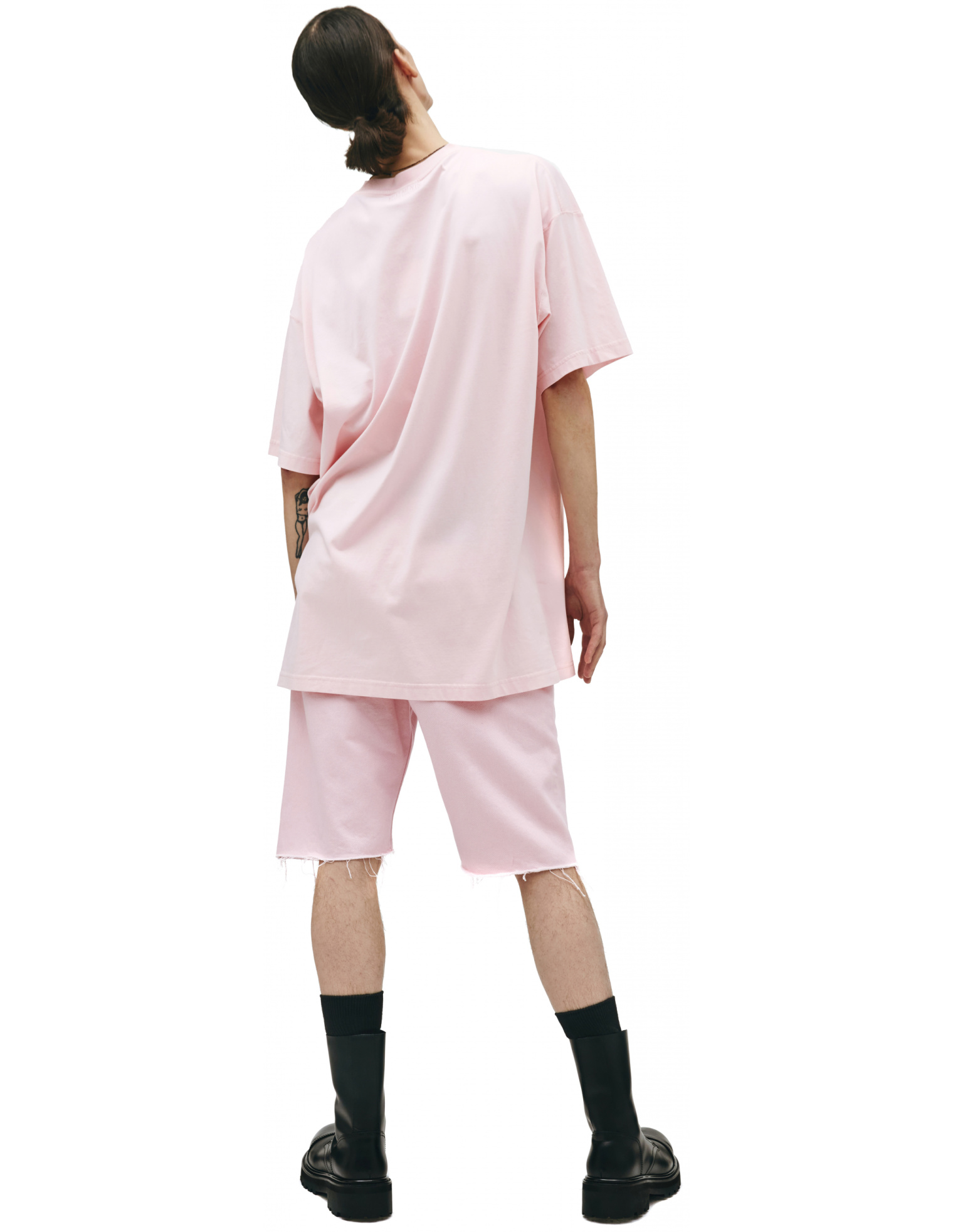 VETEMENTS Джинсовые шорты розового цвета