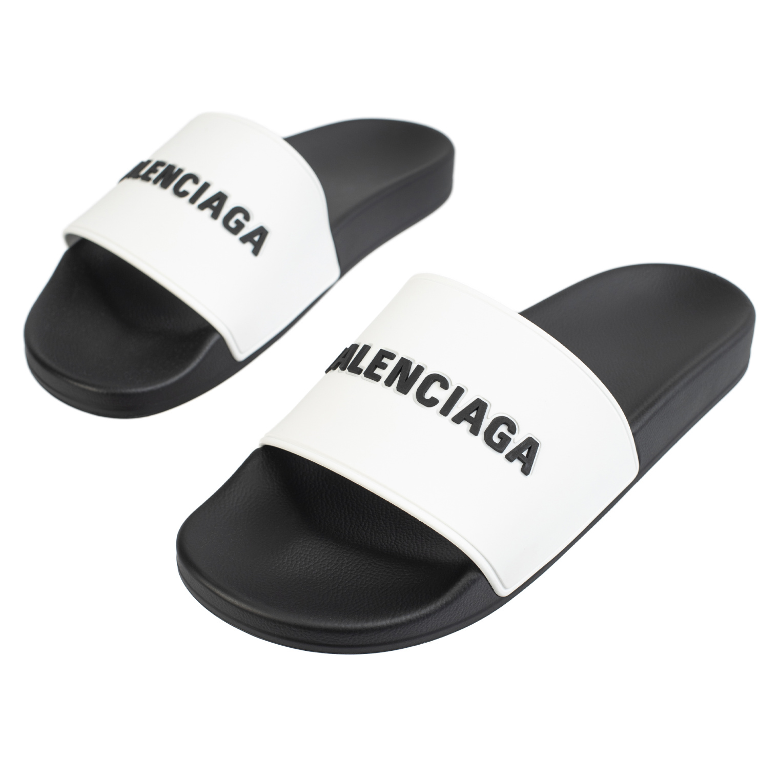 Buy Balenciaga women black logo pool slides for 283 online on SV77 565826 W1S87 9010