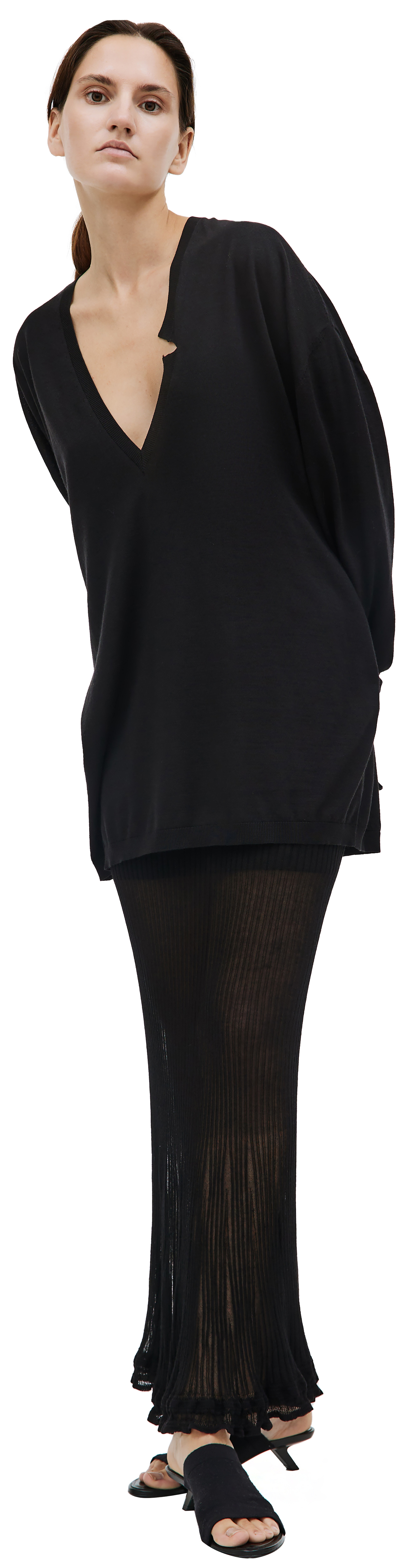 QUIRA Black V-neck sweater