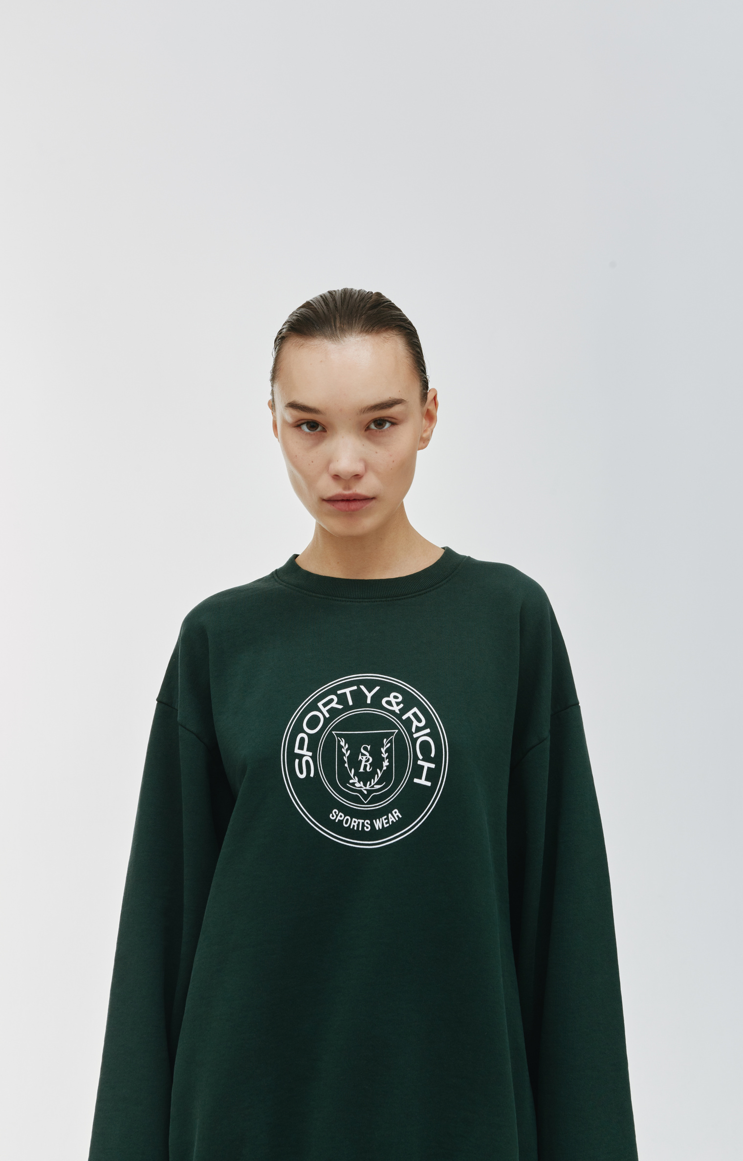 SPORTY & RICH Connecticut Crest Sweatshirt