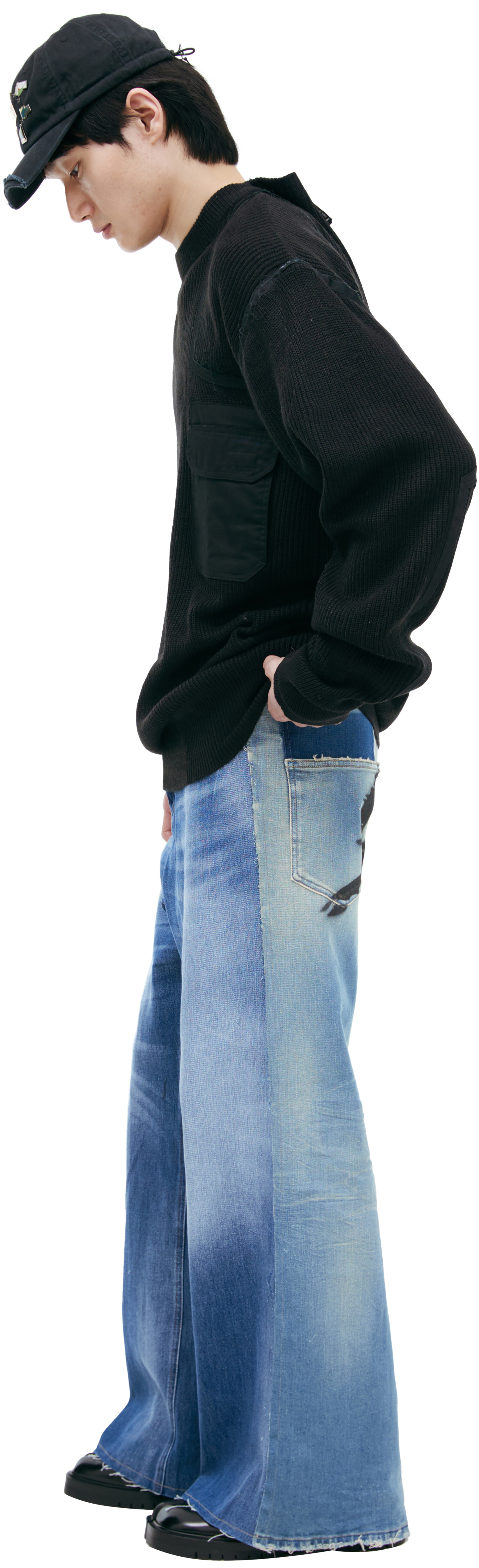 PROTOTYPES Sweater with contrasting seams