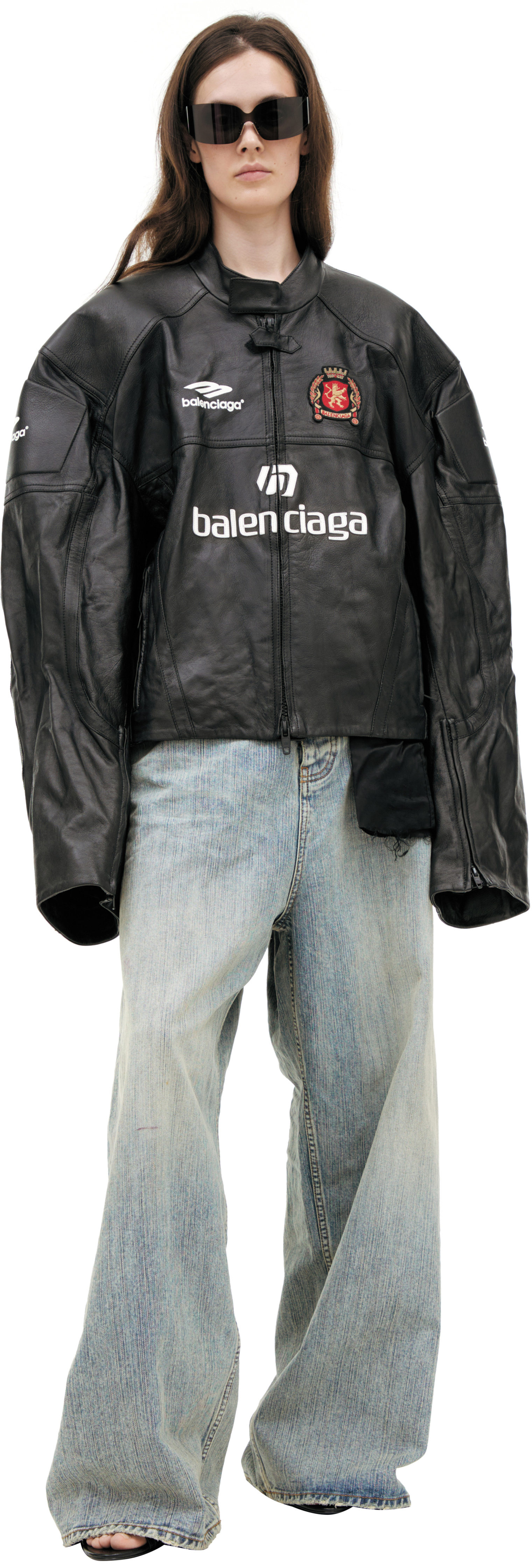 Balenciaga Куртка-830860/TSS01/1000 мото, торчит обрезаный подклад снизу, 10 на спине. кожа, черн