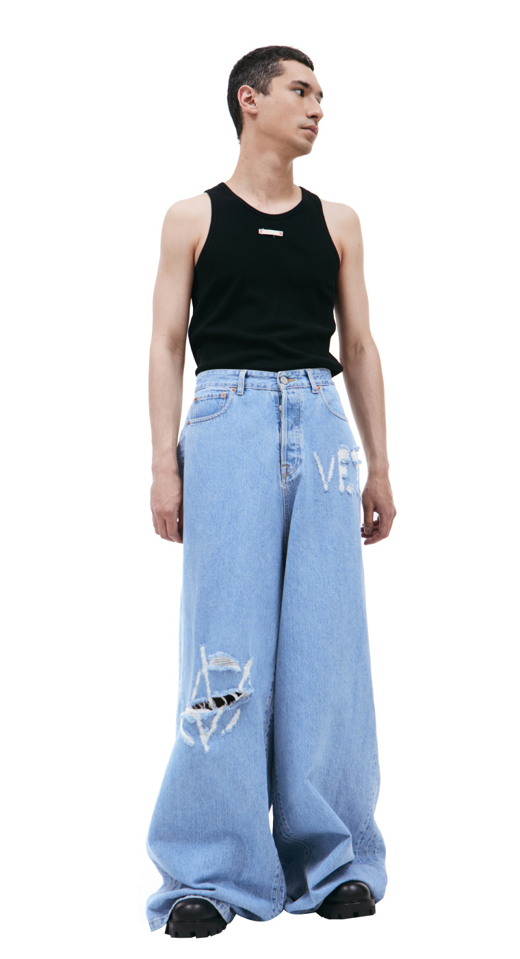 VETEMENTS Jeans