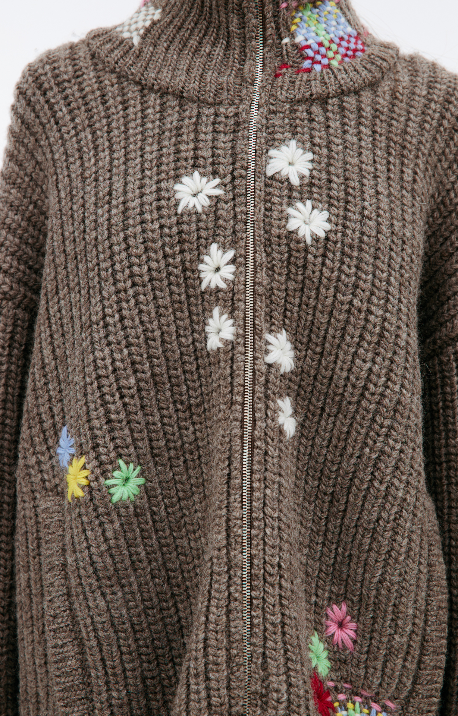 Doublet Wool sweater with floral embroidery