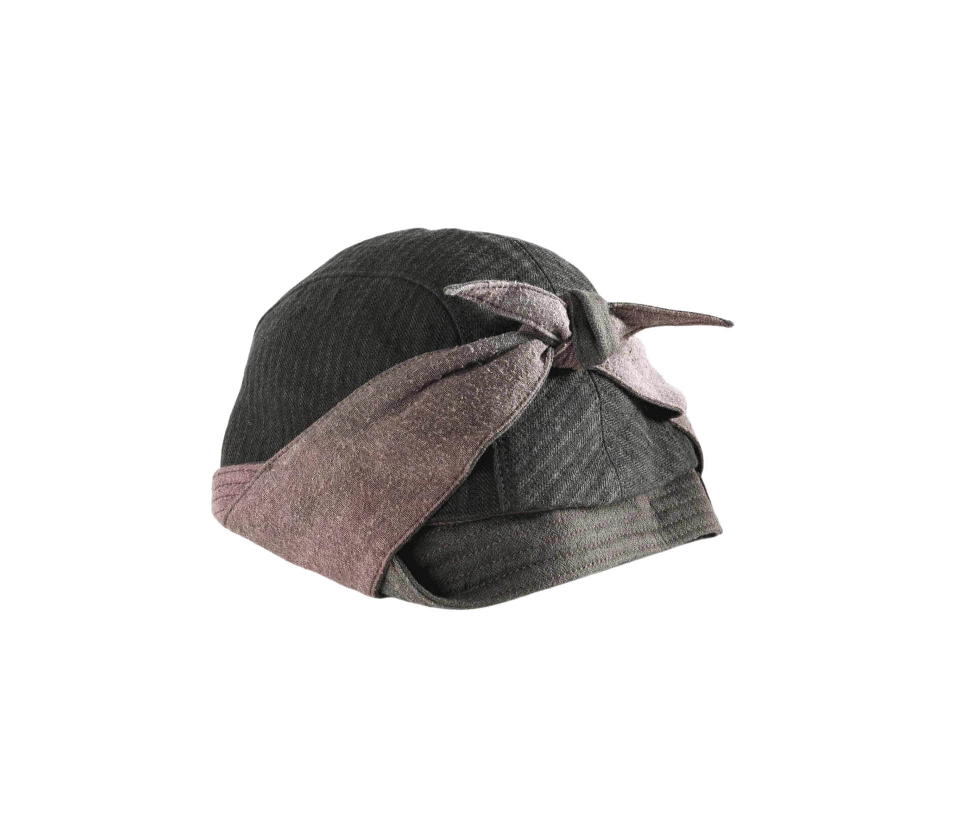 Ziggy Chen Beanie with asymmetrical double-layered brims