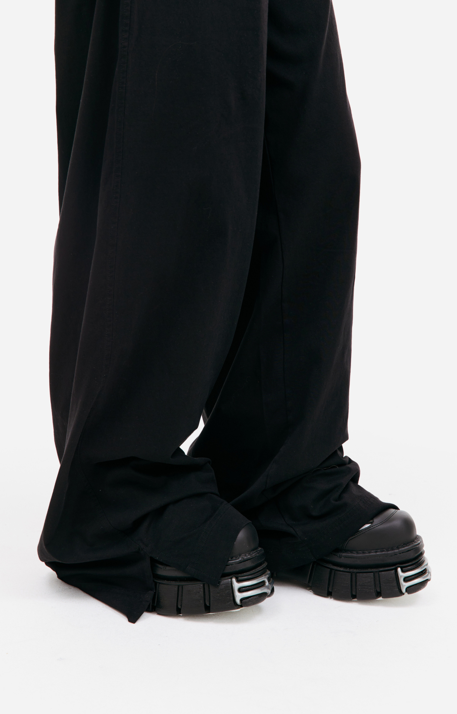 VETEMENTS Black oversized sweatpants