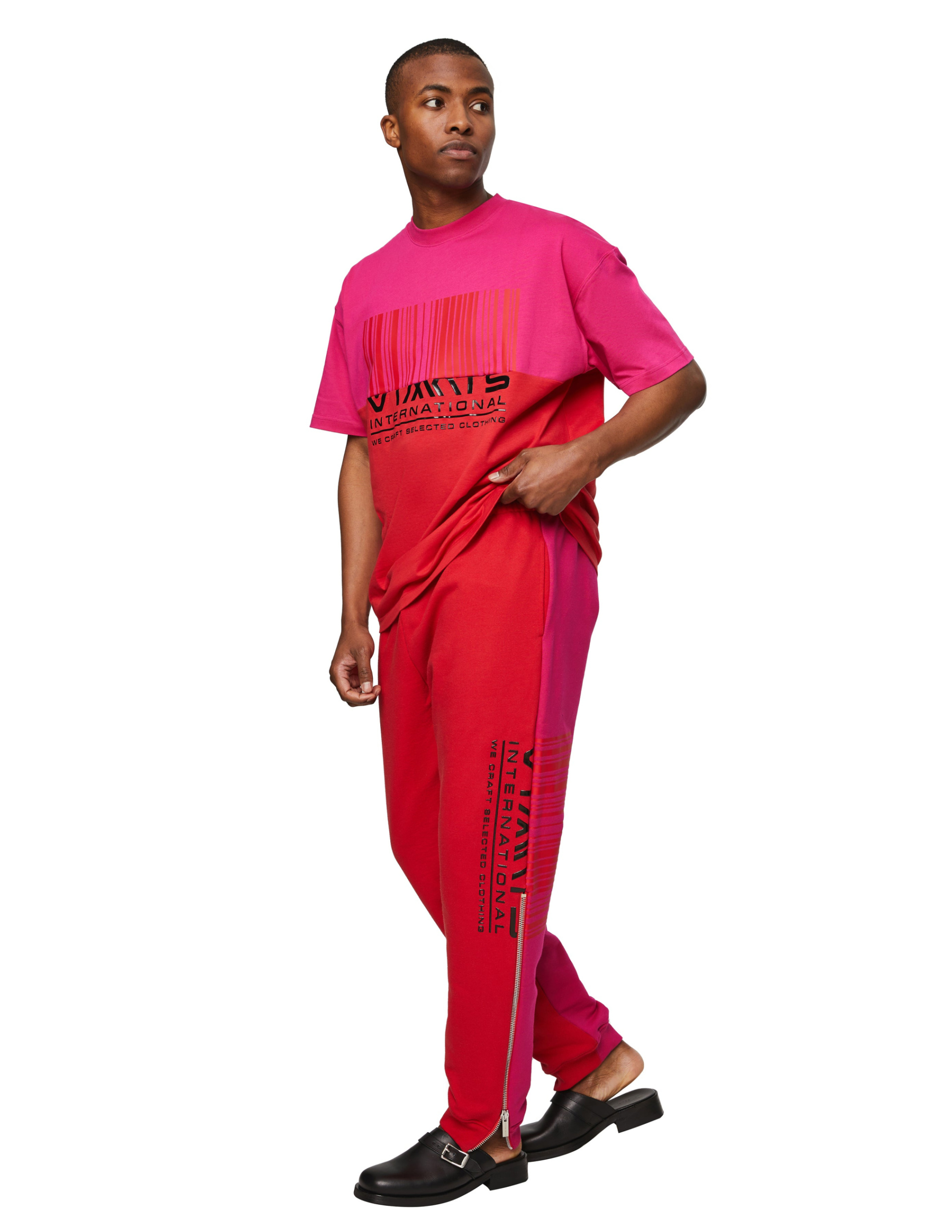 VTMNTS International Printed Sweatpants