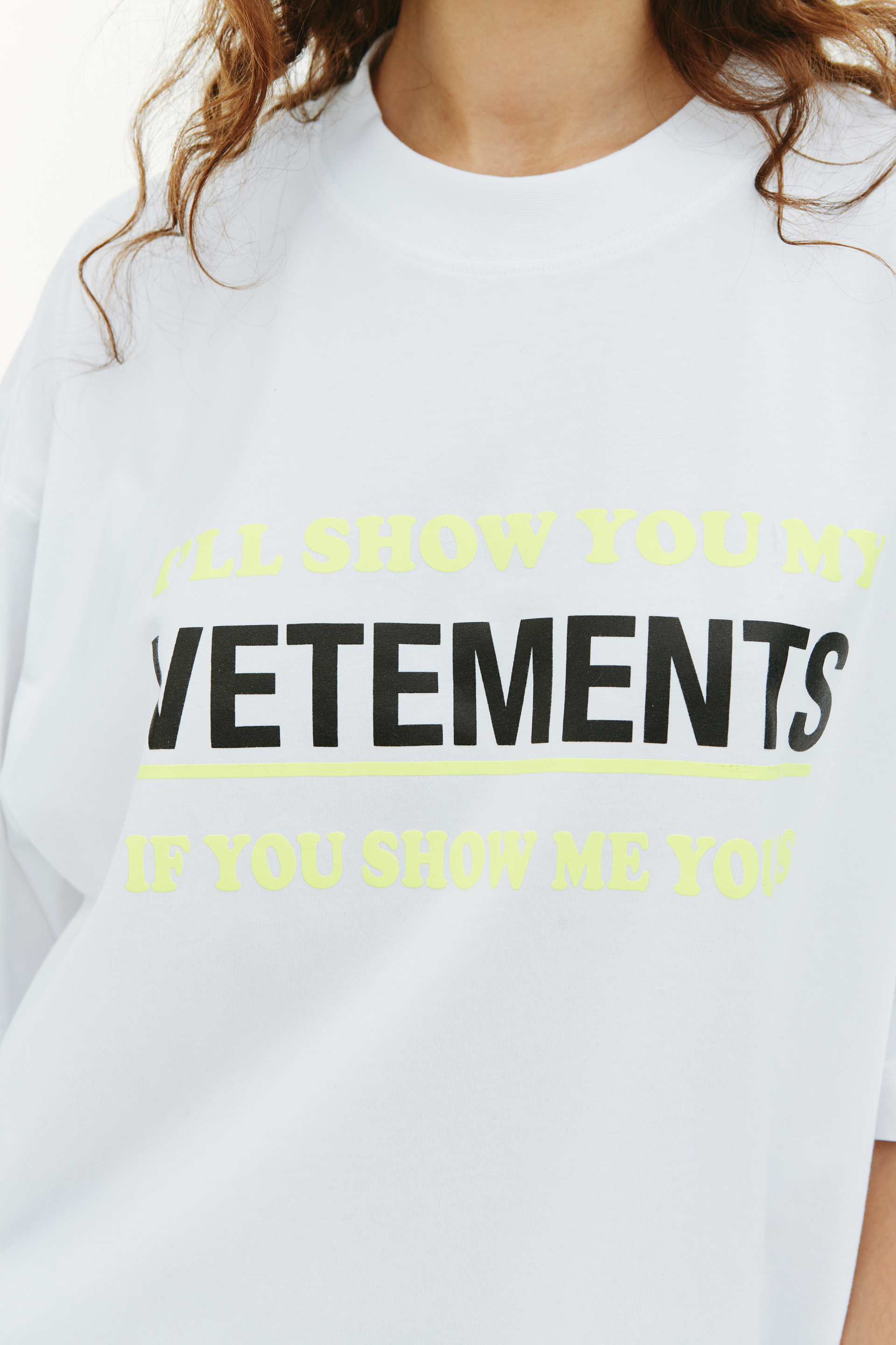 VETEMENTS Logo Printed T-Shirt