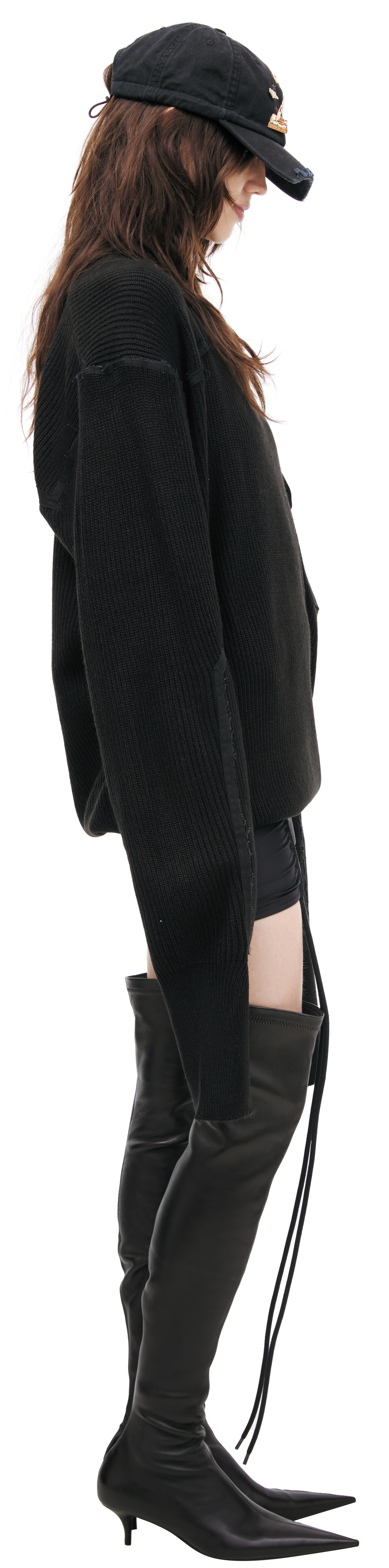 PROTOTYPES Sweater with contrasting seams