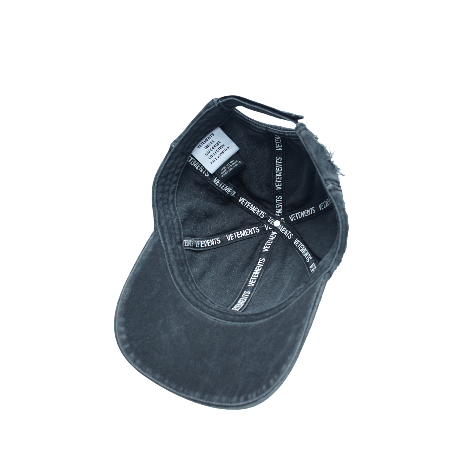 VETEMENTS Destroyed denim cap