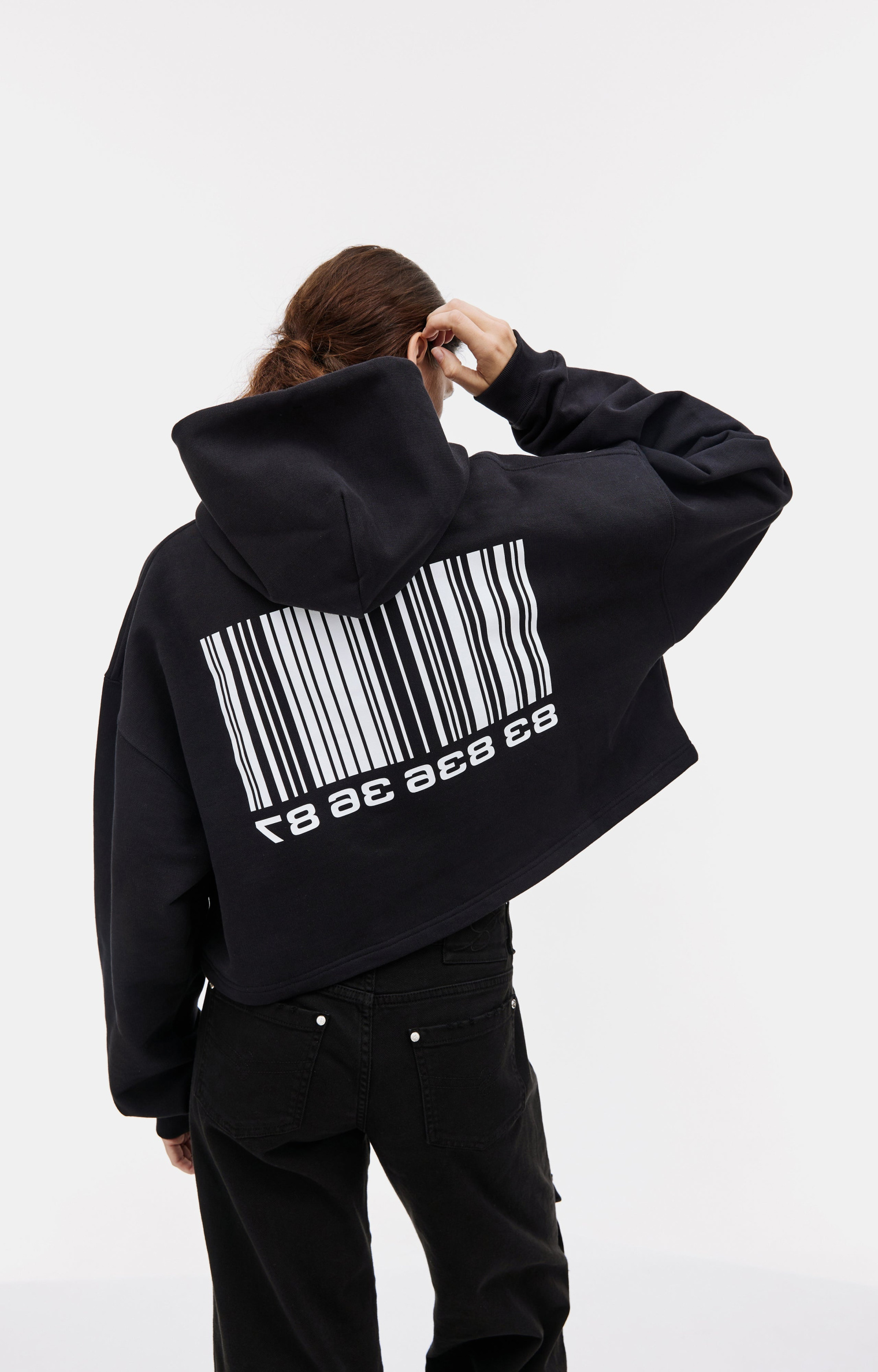 VTMNTS Cropped Hoodie with Barcode Print