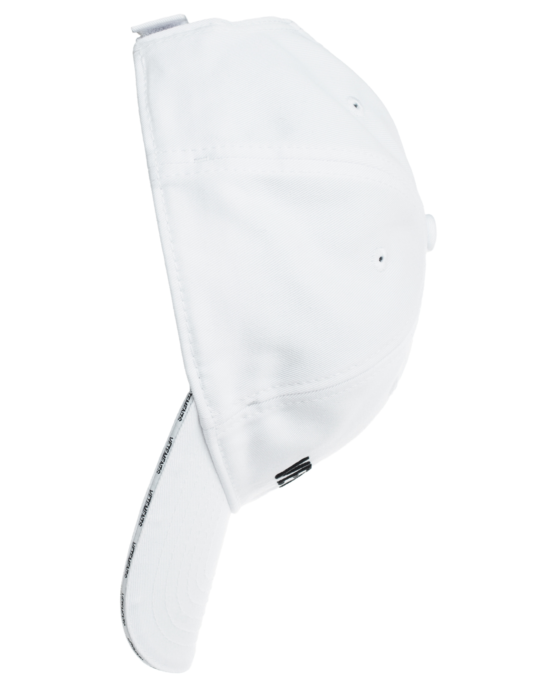 VETEMENTS Embroidered logo cap