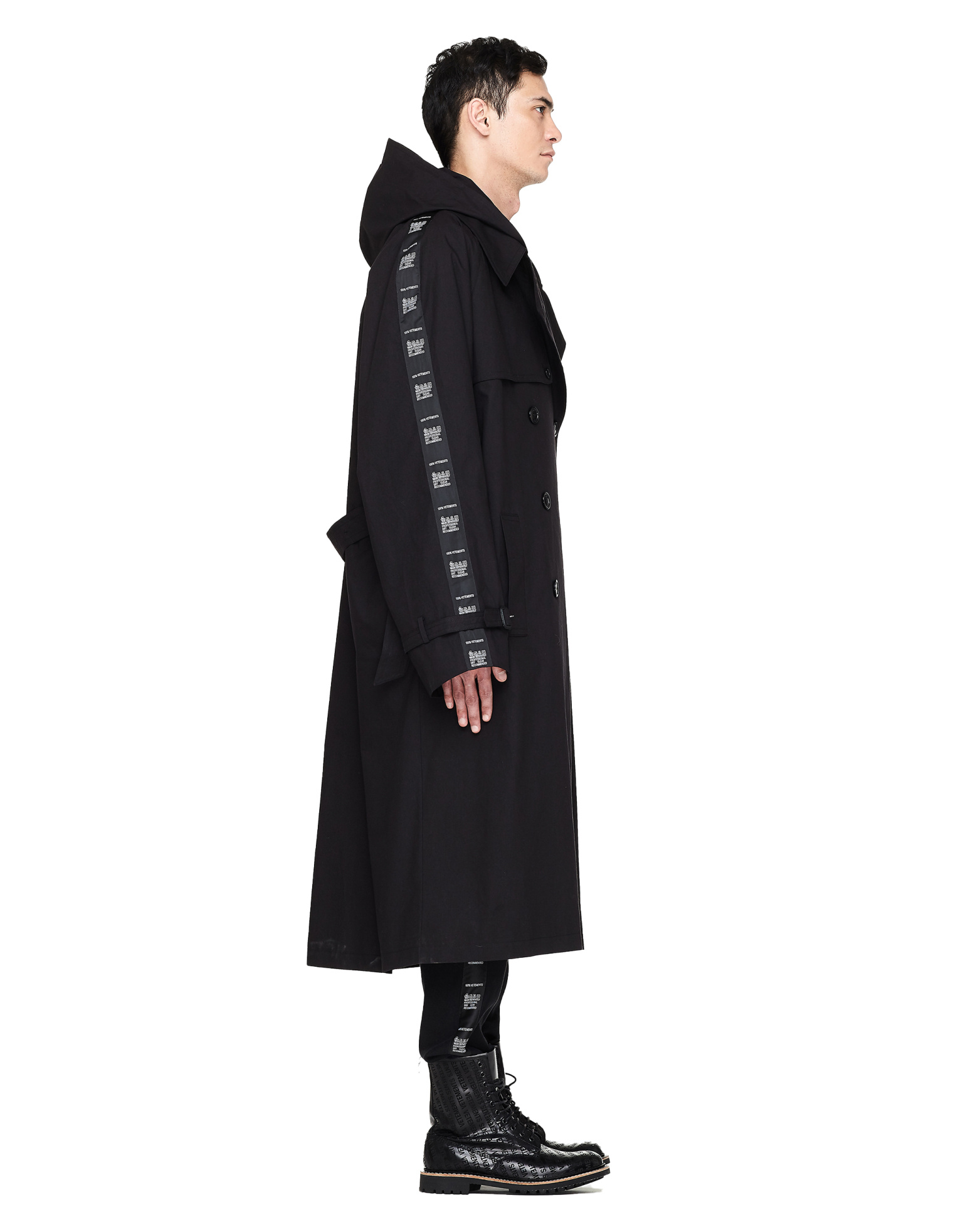 VETEMENTS Двубортный плащ с логотипом