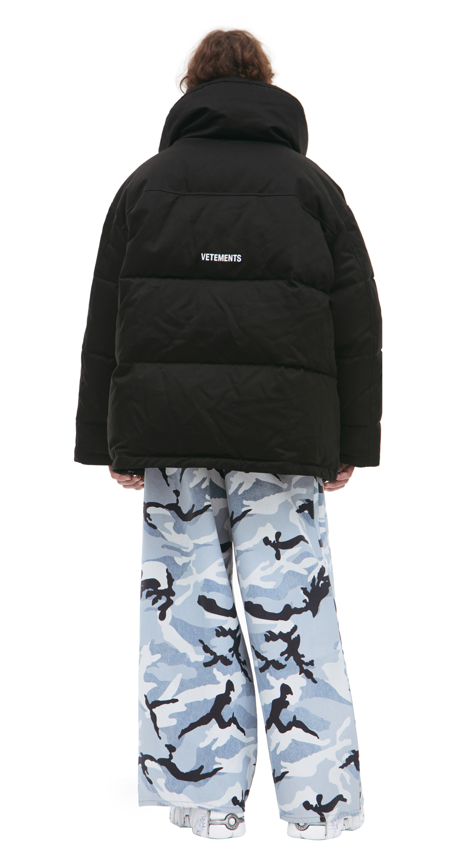 VETEMENTS Down jacket with high collar