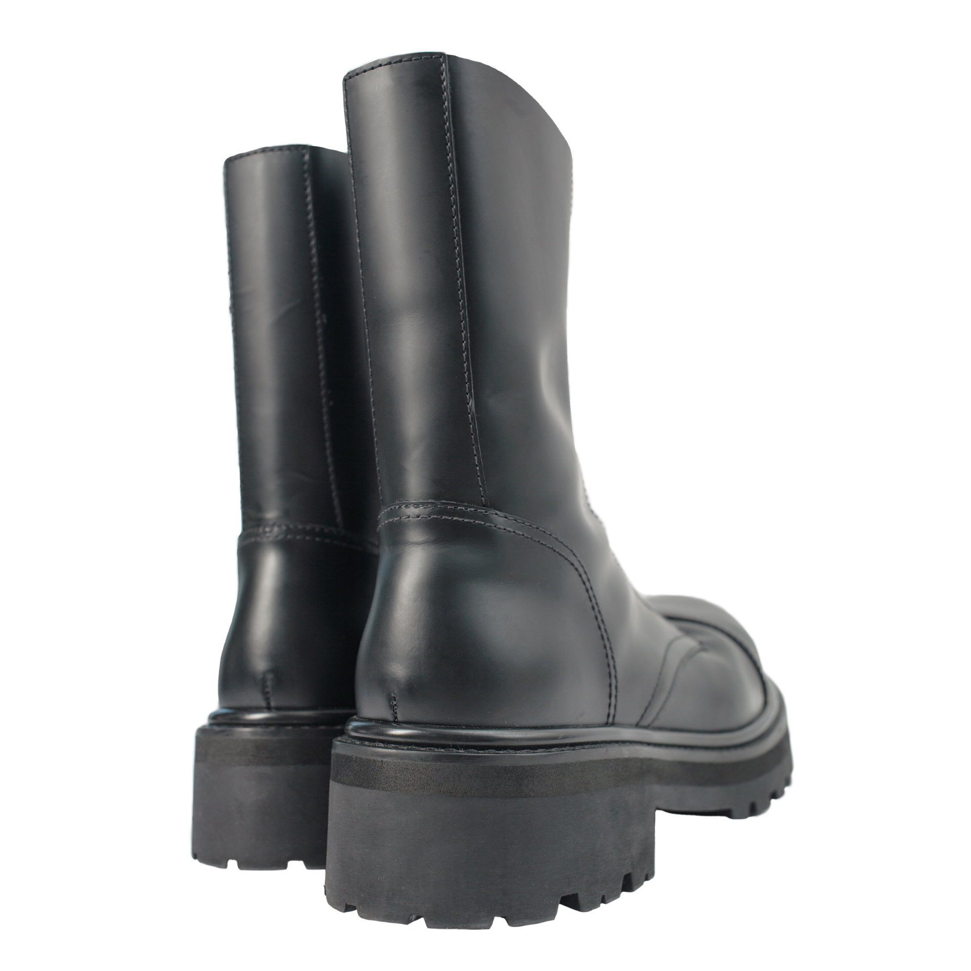 VETEMENTS Zipped Leather Boots
