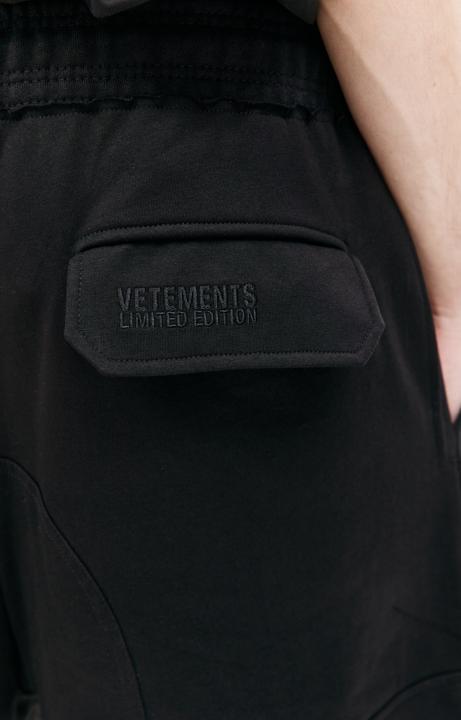 VETEMENTS Cotton cargo trousers