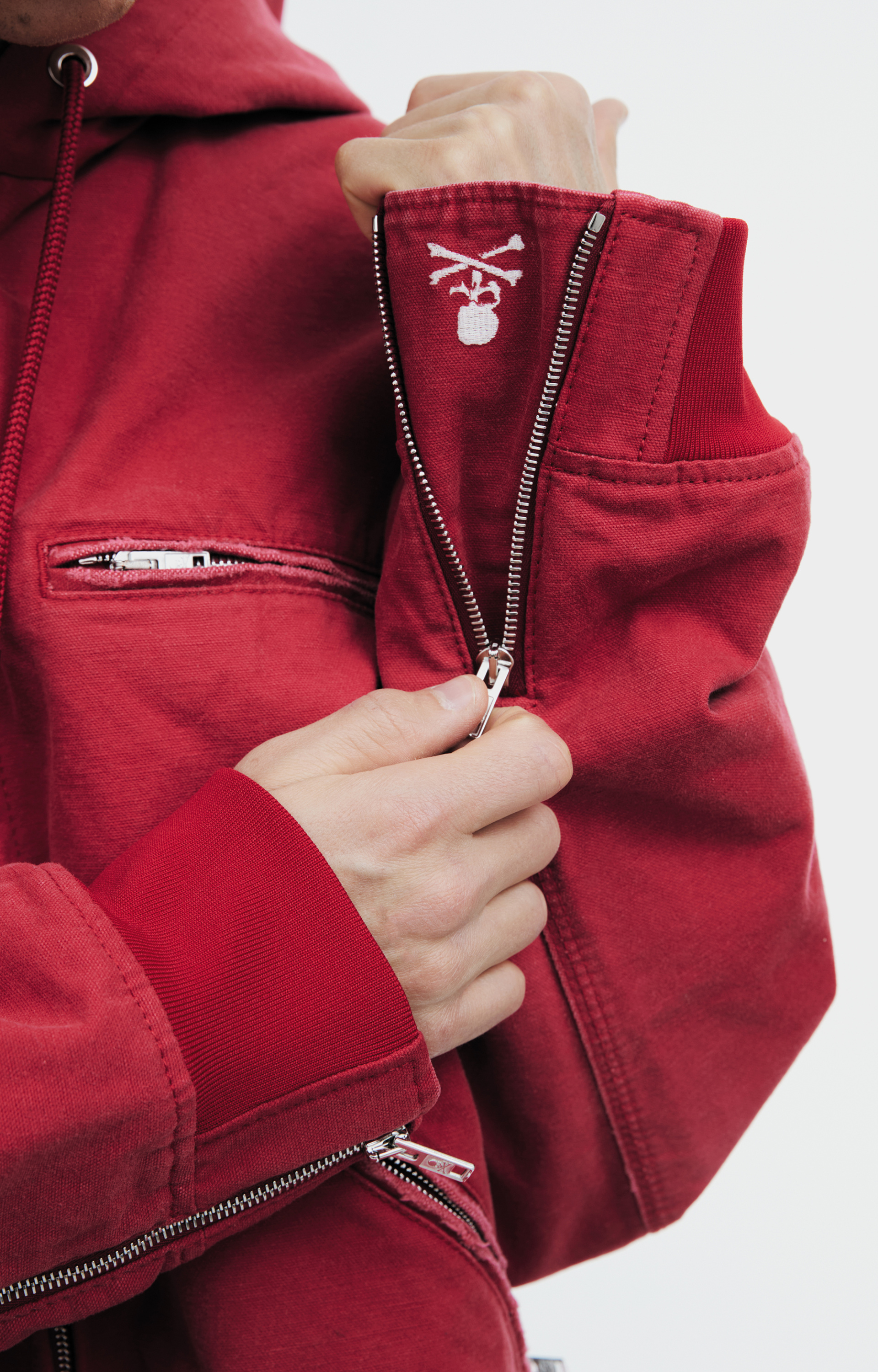 Mastermind WORLD Insulated jacket with embroidery on the hood