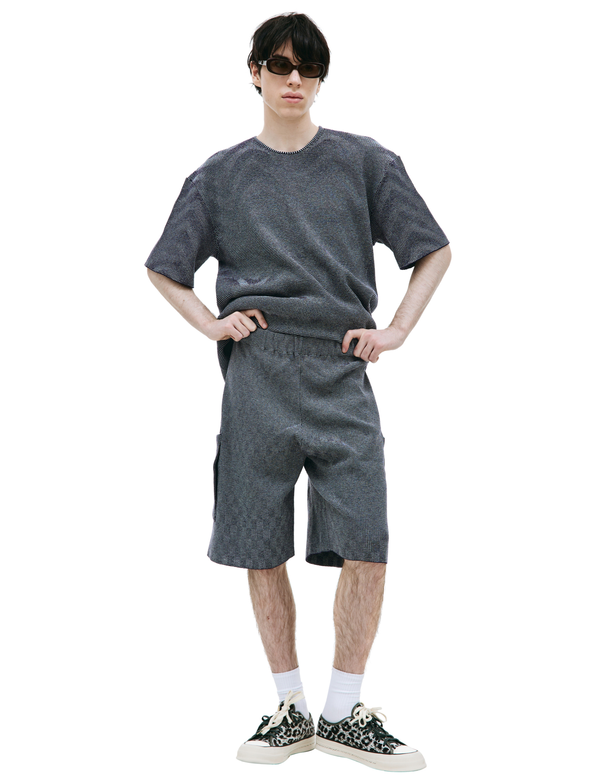 Isa Boulder Blue lenticular shorts