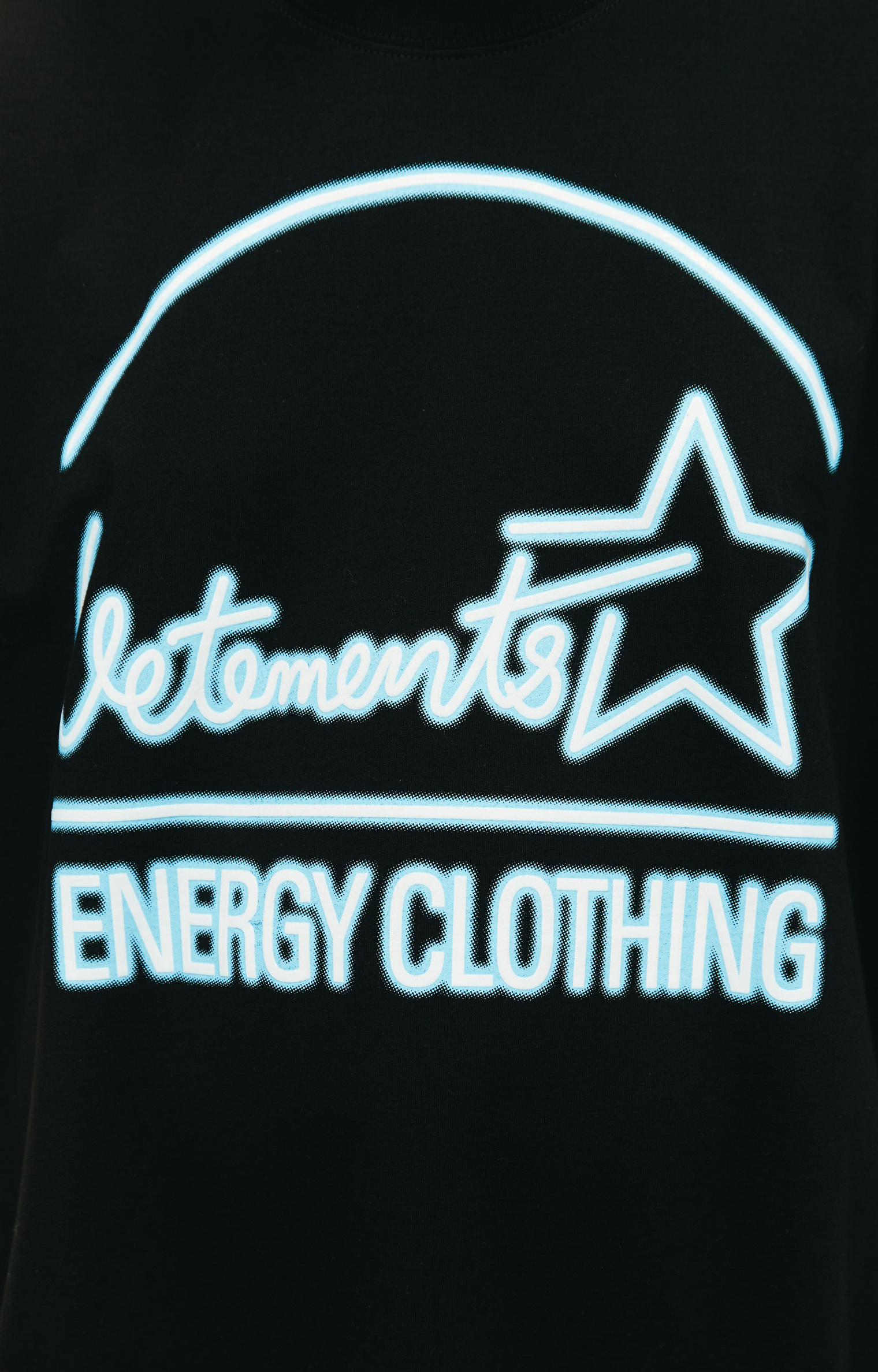 VETEMENTS Футболка с принтом Energy Clothing