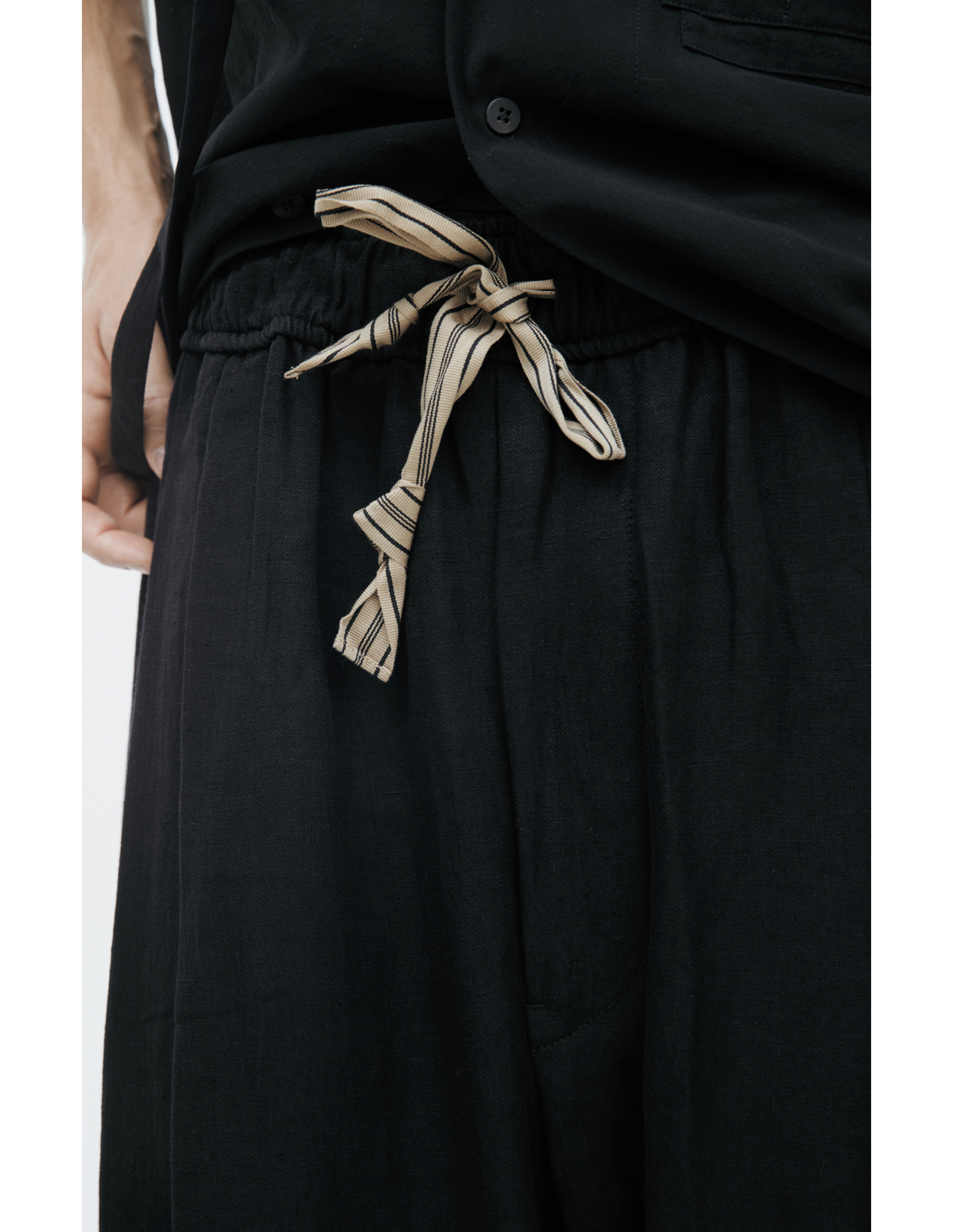 Ziggy Chen Брюки-0M2610519 DRAWSTRING TROUSERS свободного кроя, эластичный пояс с кулиской, черные