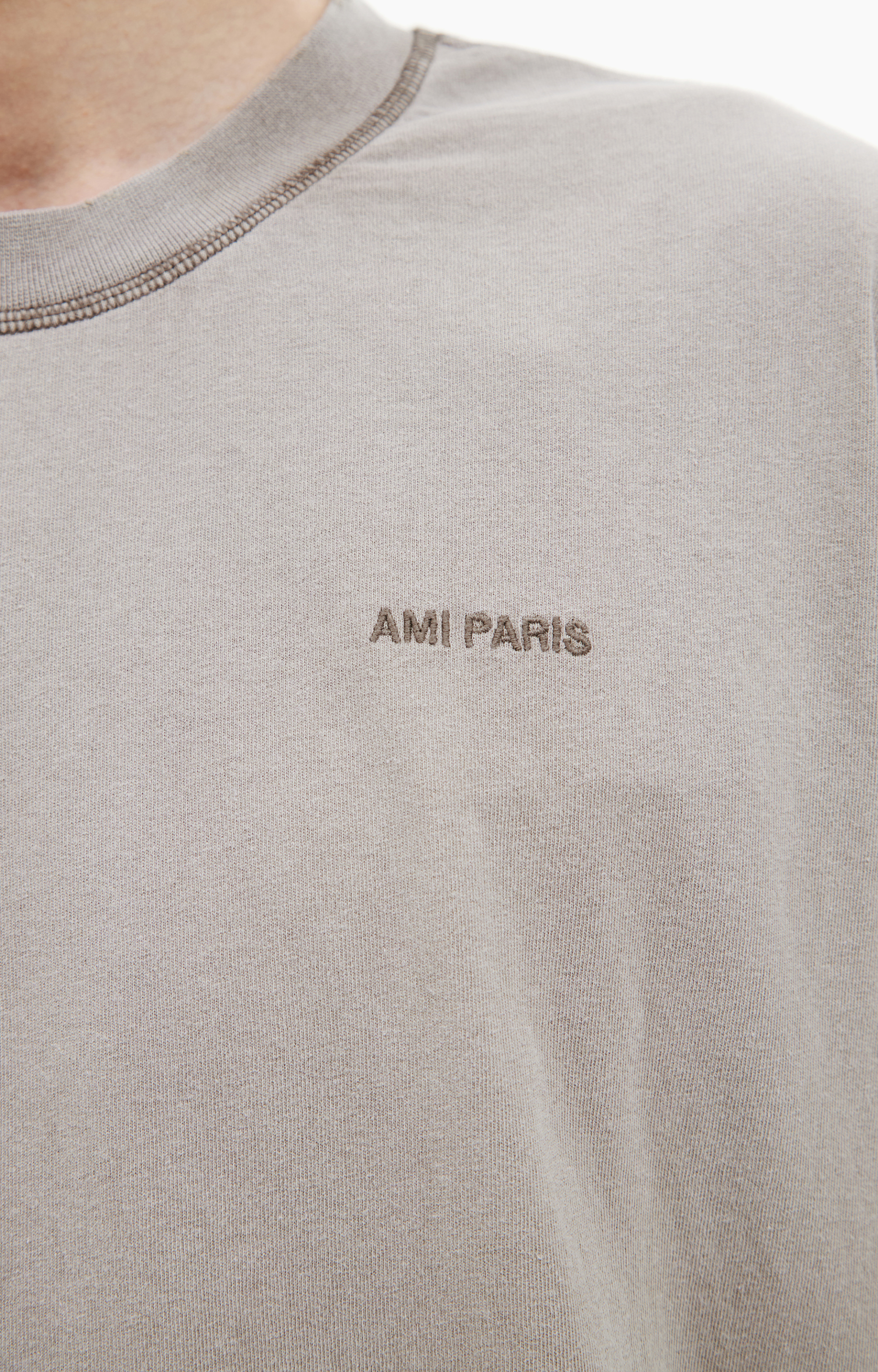 AMI PARIS T-shirt with contrasting seams