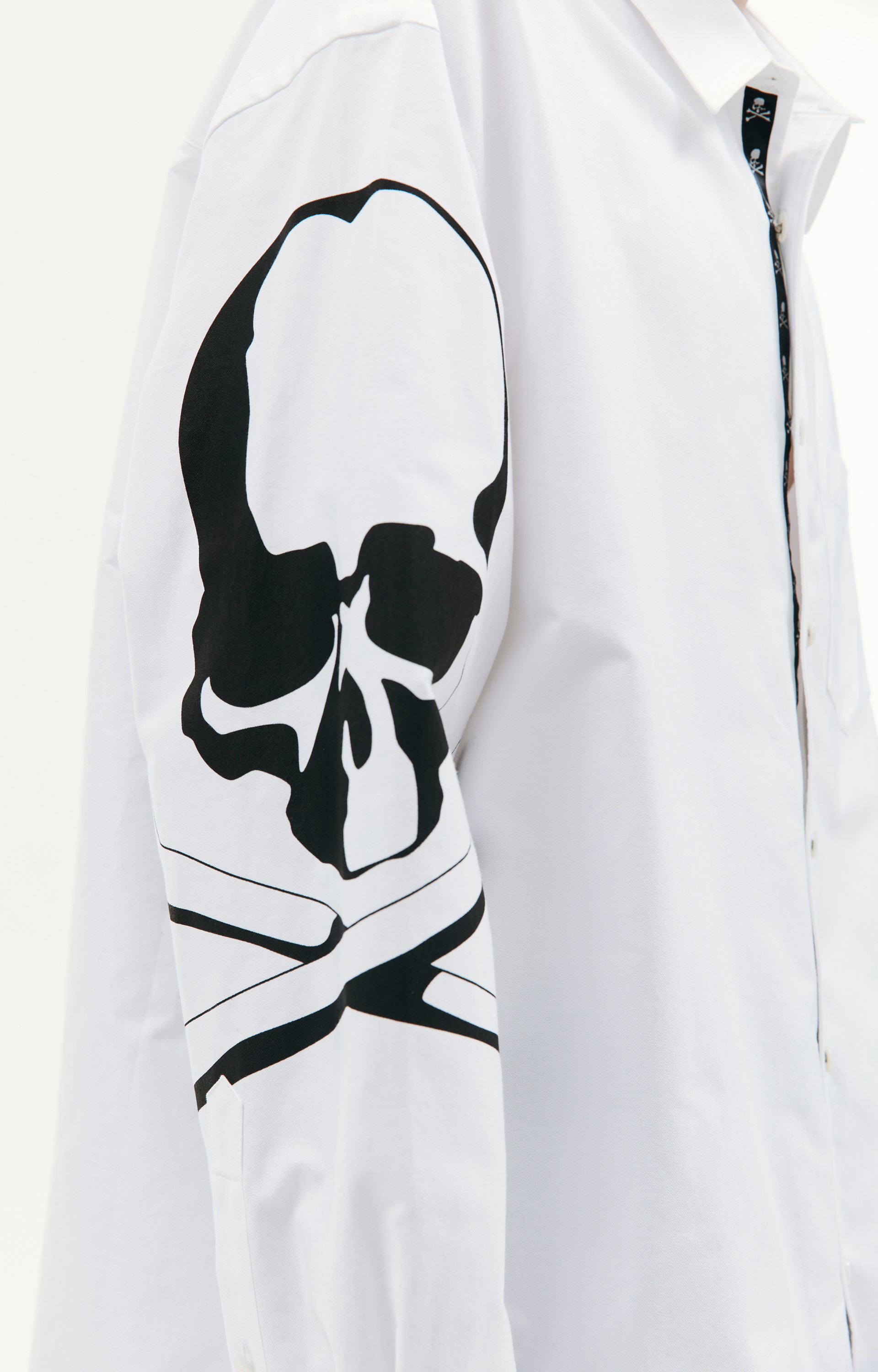 Mastermind WORLD White printed shirt