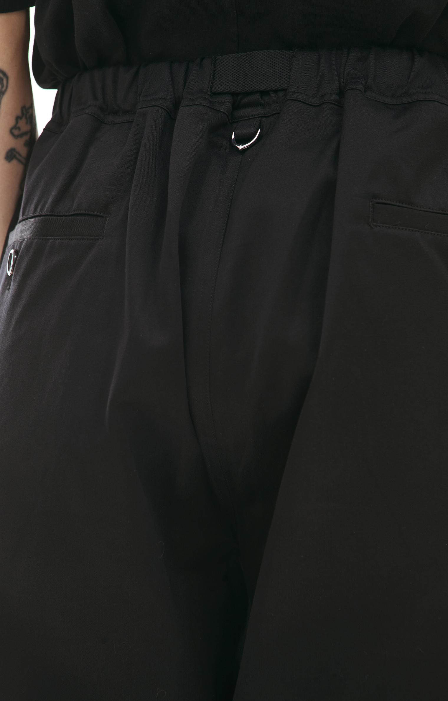 Mastermind WORLD Black trousers with belt